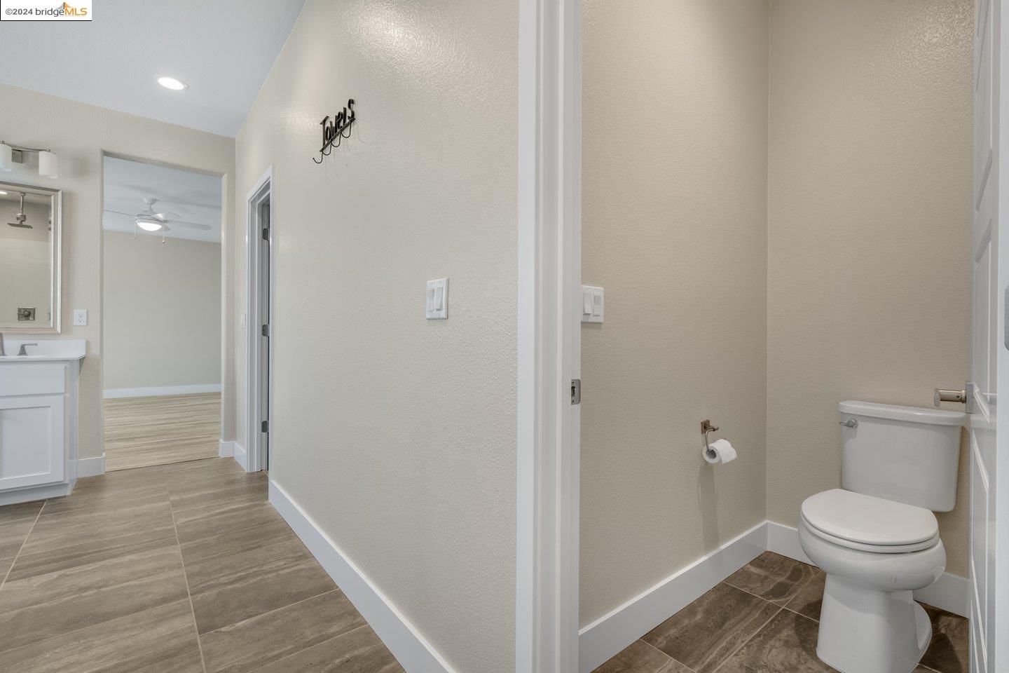 Detail Gallery Image 10 of 52 For 4356 Focus Lane, Modesto,  CA 95356 - 4 Beds | 3/1 Baths