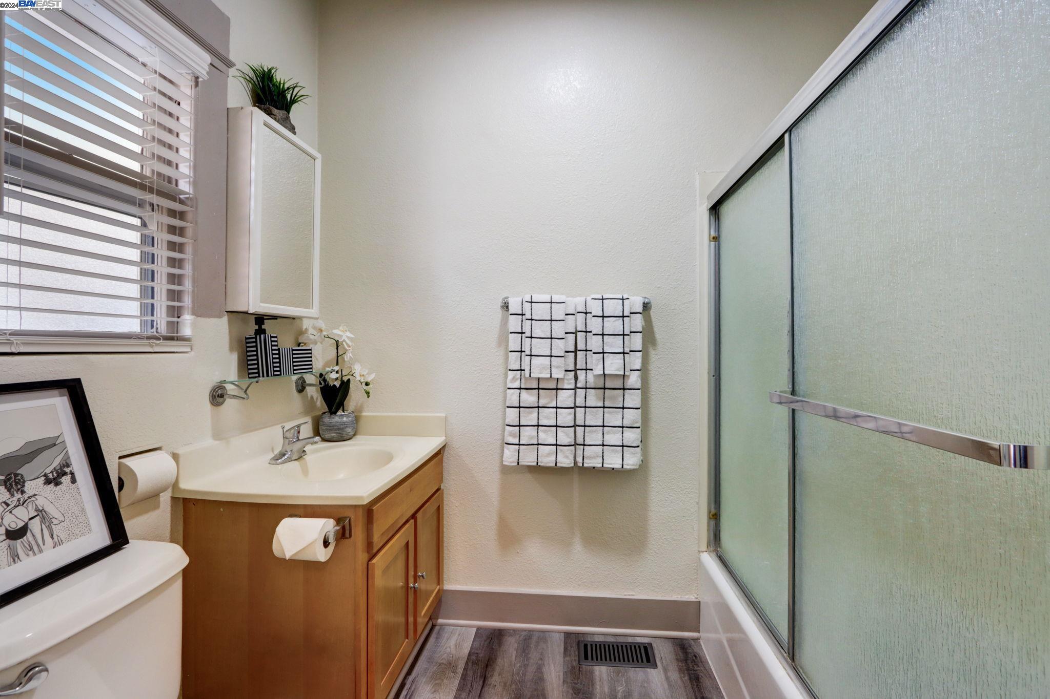 Detail Gallery Image 27 of 55 For 774 S 12th St, San Jose,  CA 95112 - 3 Beds | 2 Baths