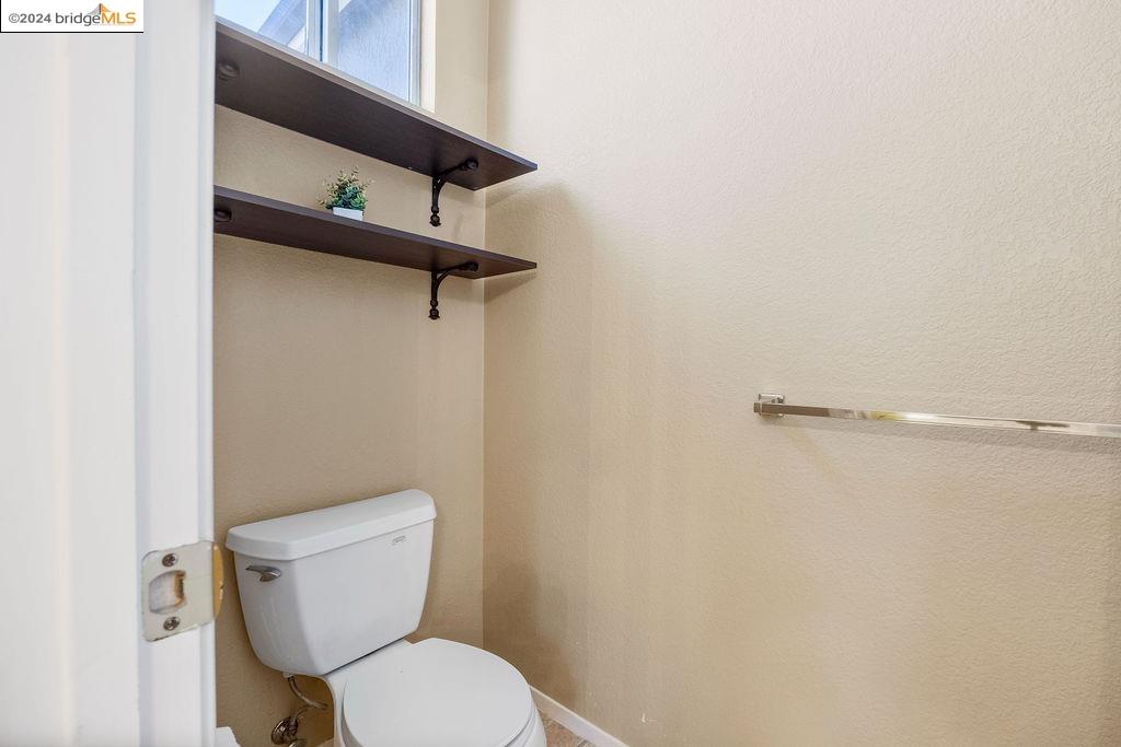 Detail Gallery Image 18 of 31 For 777 Chateau Cir, Vacaville,  CA 95687 - 3 Beds | 2/1 Baths