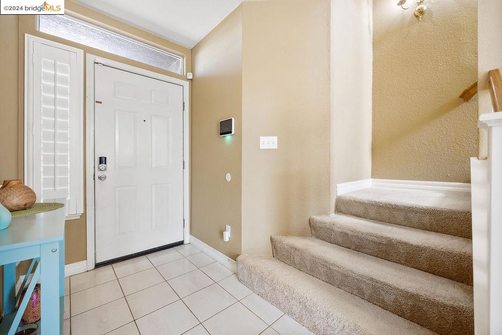 Detail Gallery Image 8 of 31 For 777 Chateau Cir, Vacaville,  CA 95687 - 3 Beds | 2/1 Baths