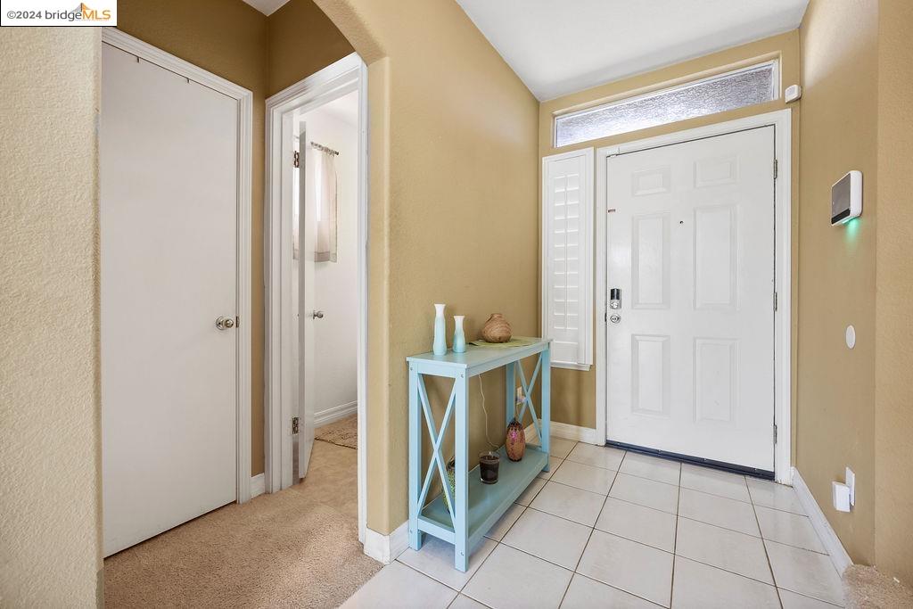 Detail Gallery Image 9 of 31 For 777 Chateau Cir, Vacaville,  CA 95687 - 3 Beds | 2/1 Baths