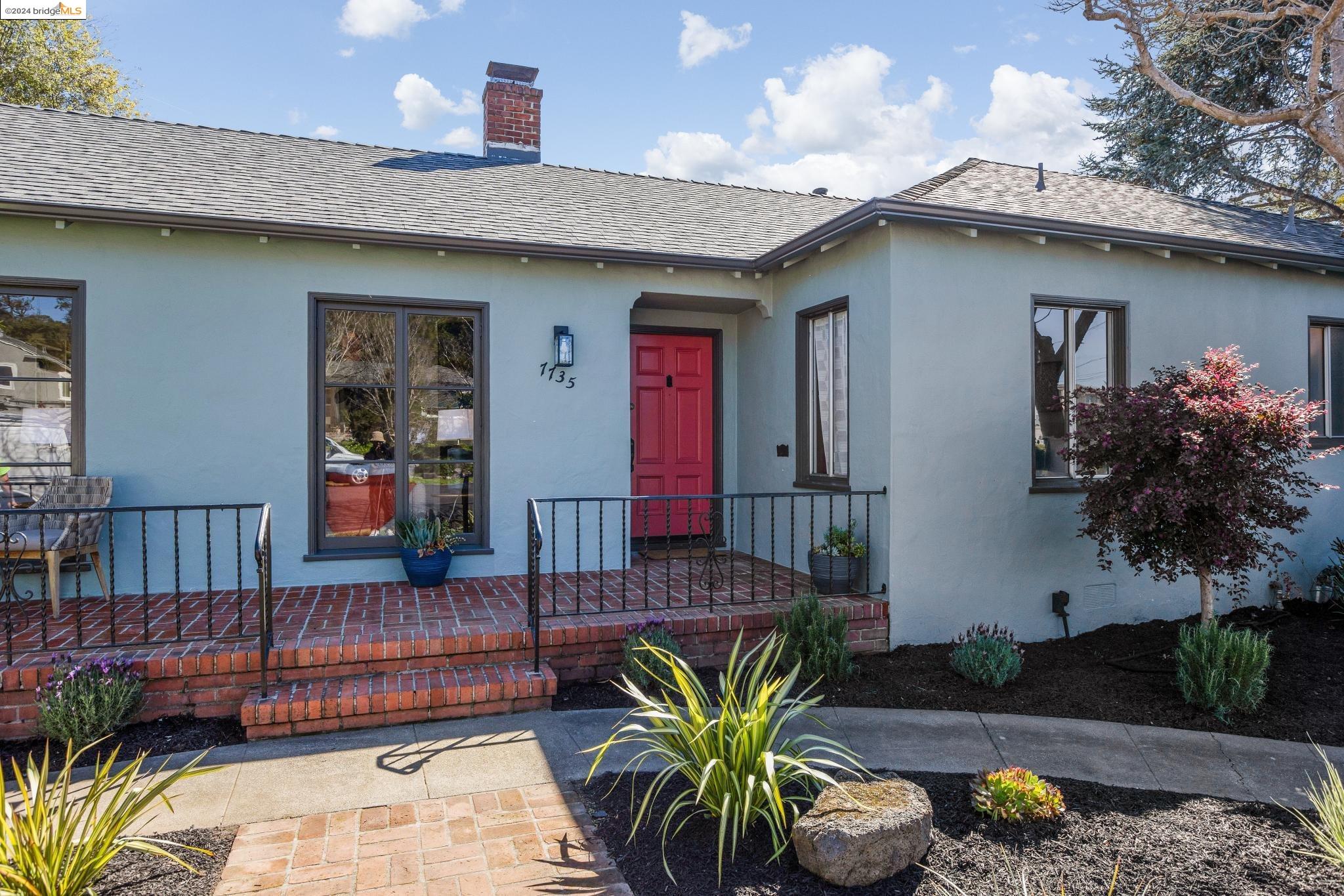 Detail Gallery Image 1 of 1 For 7735 Curry Ave, El Cerrito,  CA 94530 - 3 Beds | 1/1 Baths