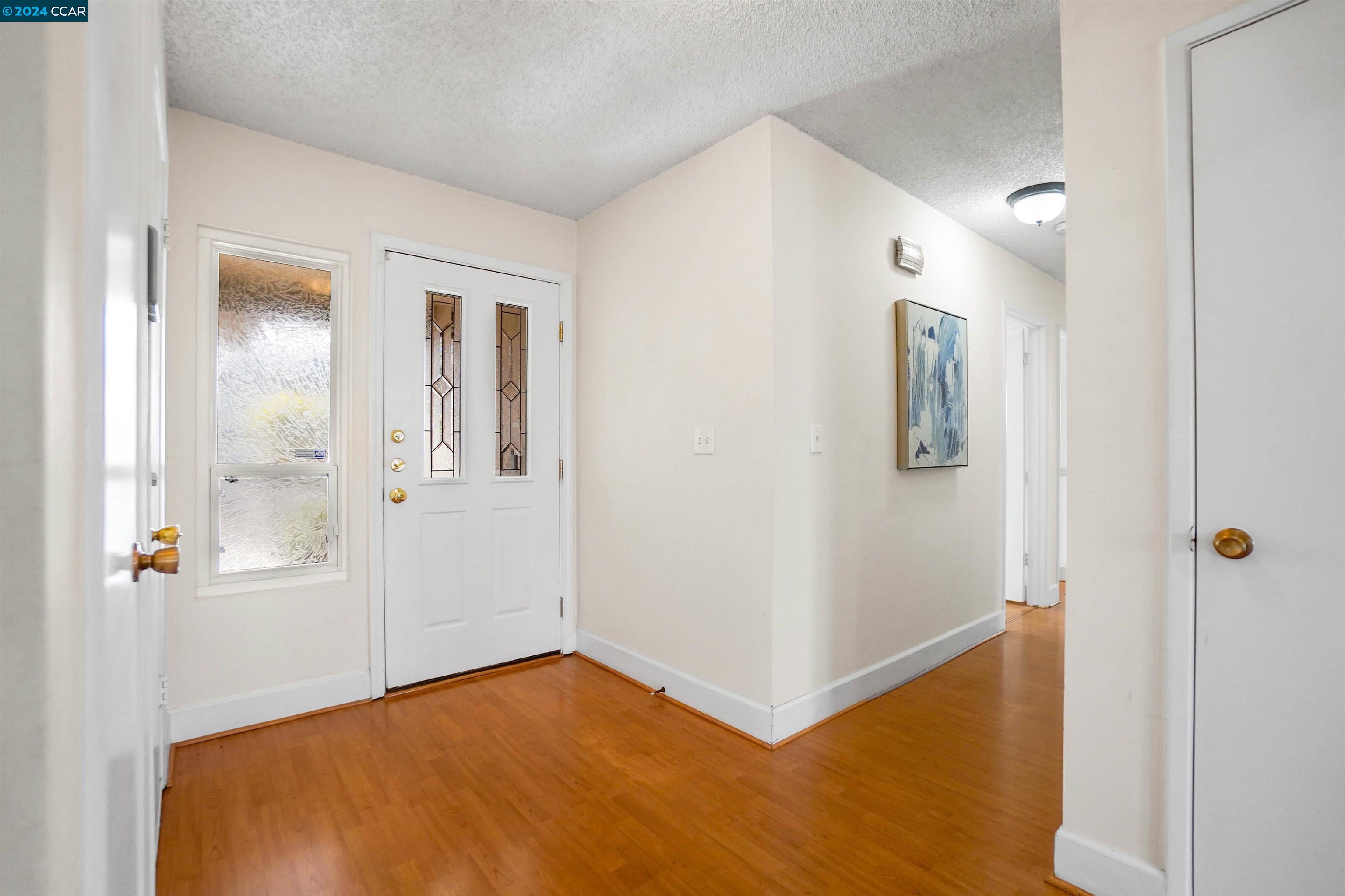 Detail Gallery Image 20 of 45 For 118 Cottonwood Ct, Hercules,  CA 94547 - 3 Beds | 2 Baths