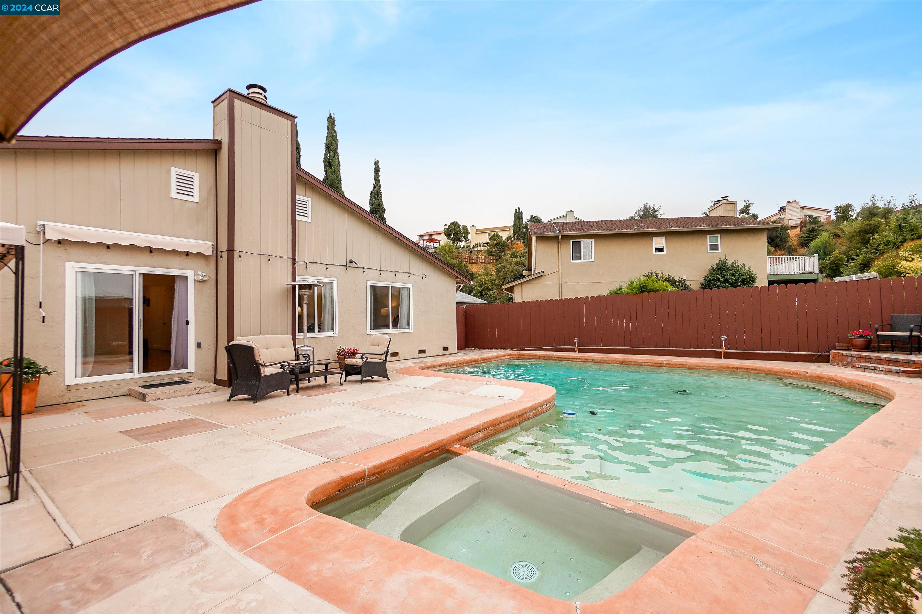 Detail Gallery Image 29 of 45 For 118 Cottonwood Ct, Hercules,  CA 94547 - 3 Beds | 2 Baths