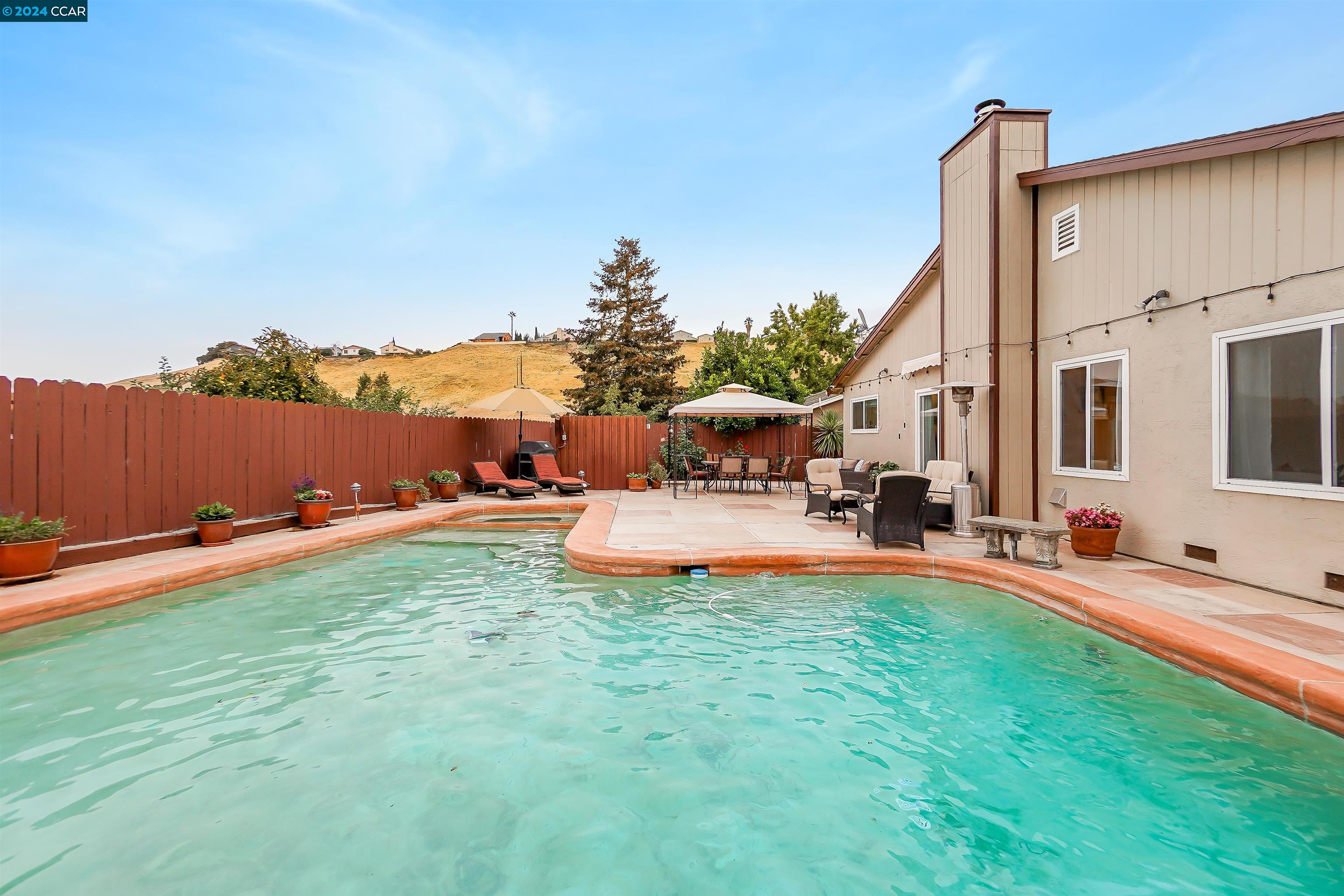 Detail Gallery Image 35 of 45 For 118 Cottonwood Ct, Hercules,  CA 94547 - 3 Beds | 2 Baths