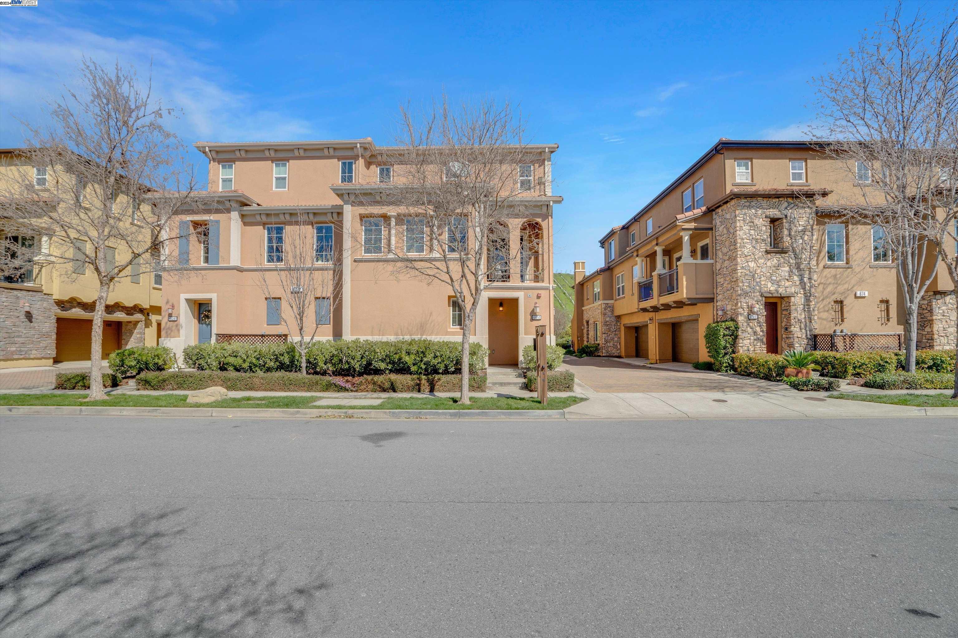 Photo #3: 41053440 Listing 