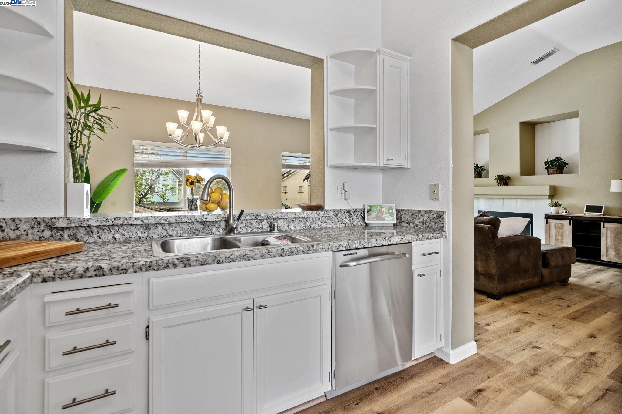 Detail Gallery Image 19 of 40 For 4042 Regatta Dr, Discovery Bay,  CA 94505 - 4 Beds | 2/1 Baths