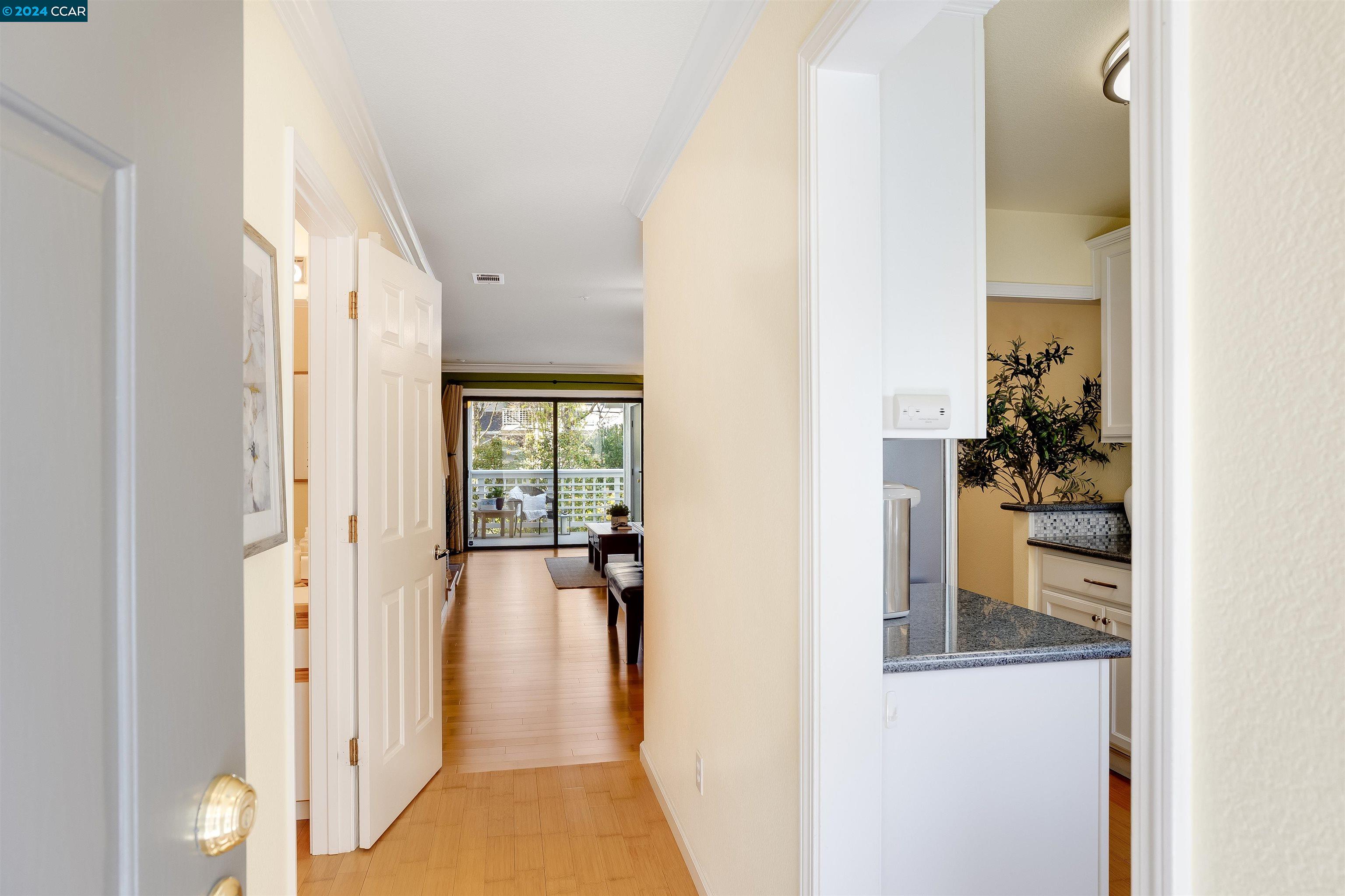 Photo #5: 41053509 Listing 