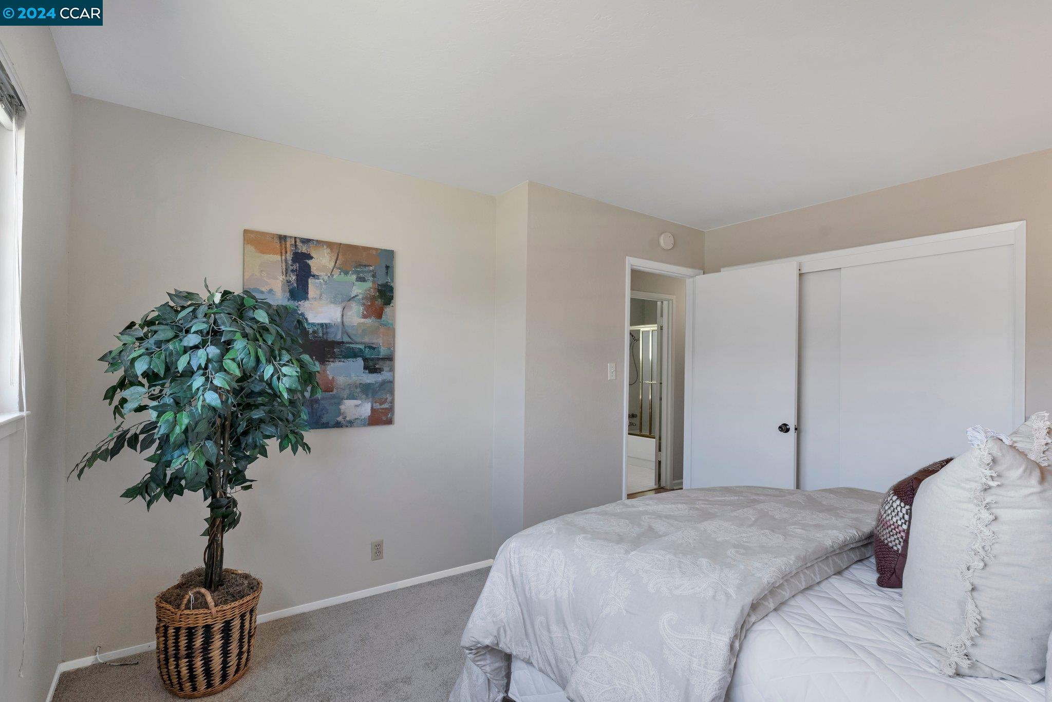 Detail Gallery Image 14 of 27 For 1501 Carriage Dr, Walnut Creek,  CA 94598 - 3 Beds | 2 Baths