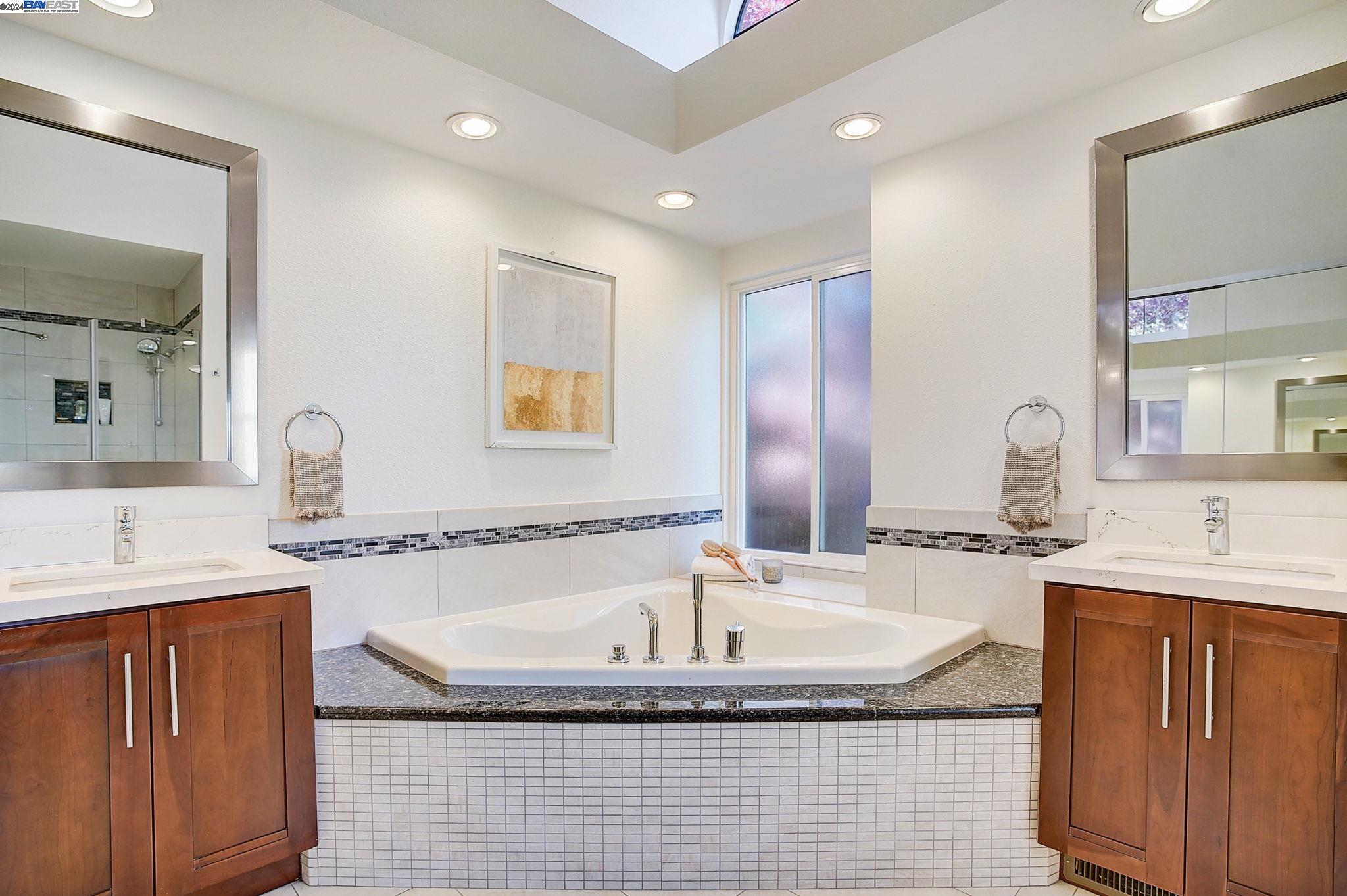 Detail Gallery Image 24 of 60 For 11468 Rothschild Pl, Dublin,  CA 94568 - 4 Beds | 2/1 Baths