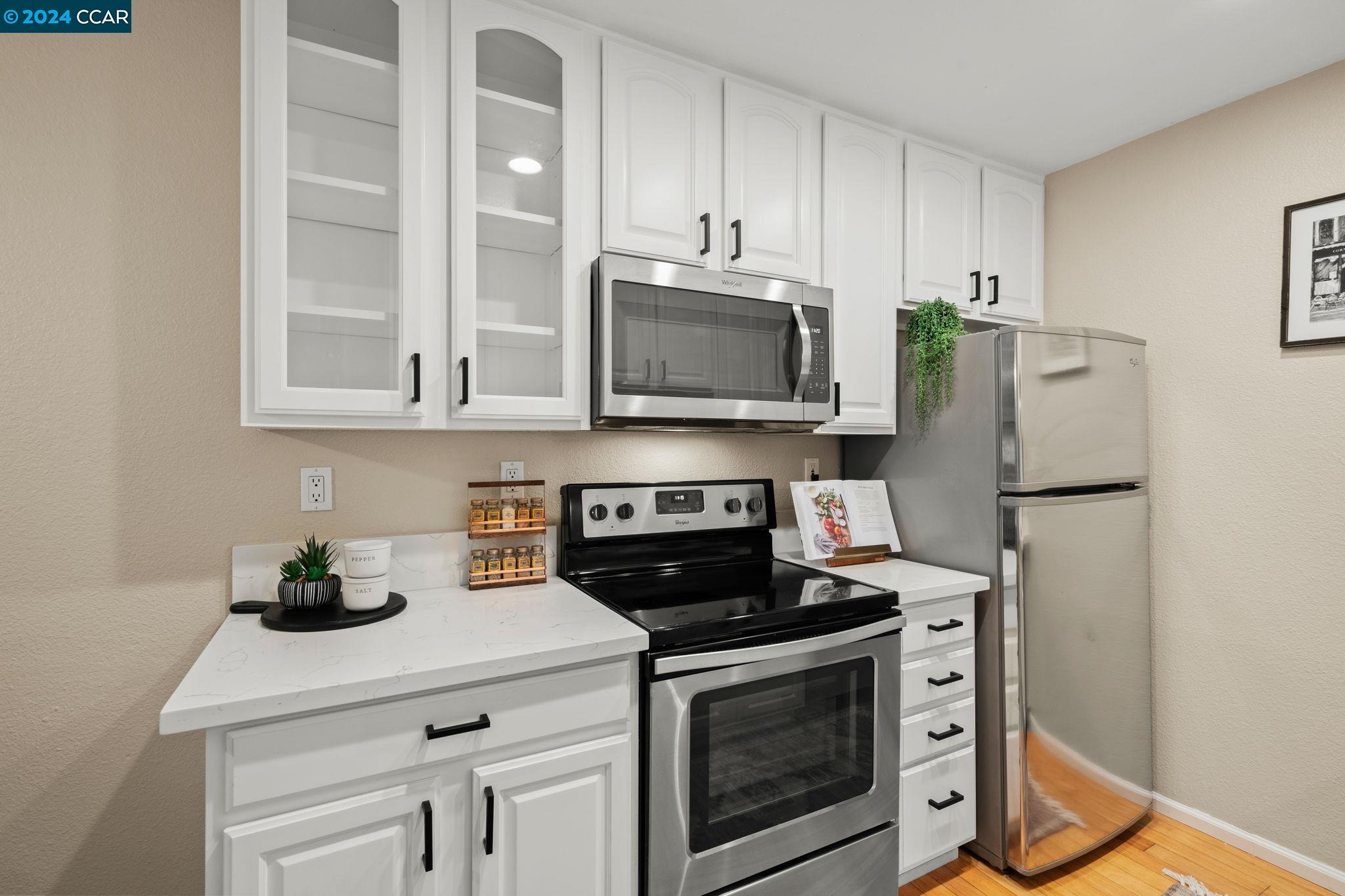 Photo #5: 41053561 Listing 