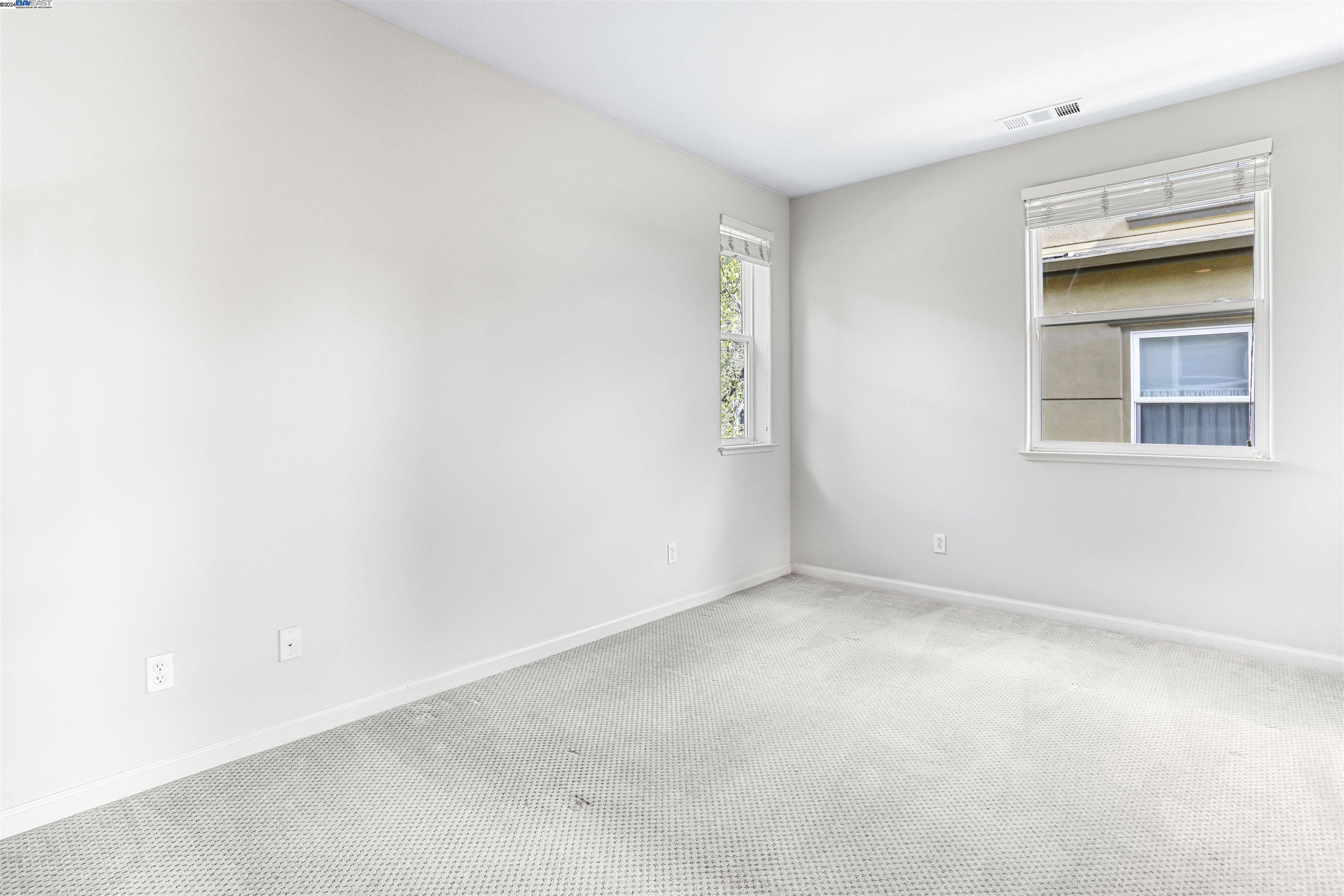 Detail Gallery Image 23 of 36 For 25437 Huntwood Avenue, Hayward,  CA 94544-2781 - 4 Beds | 2/1 Baths