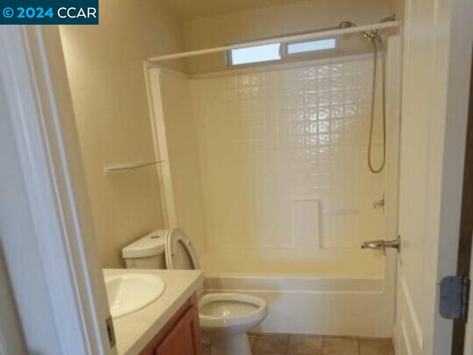 Detail Gallery Image 9 of 17 For 16401 San Pablo Ave #113,  San Pablo,  CA 94806 - 2 Beds | 2 Baths