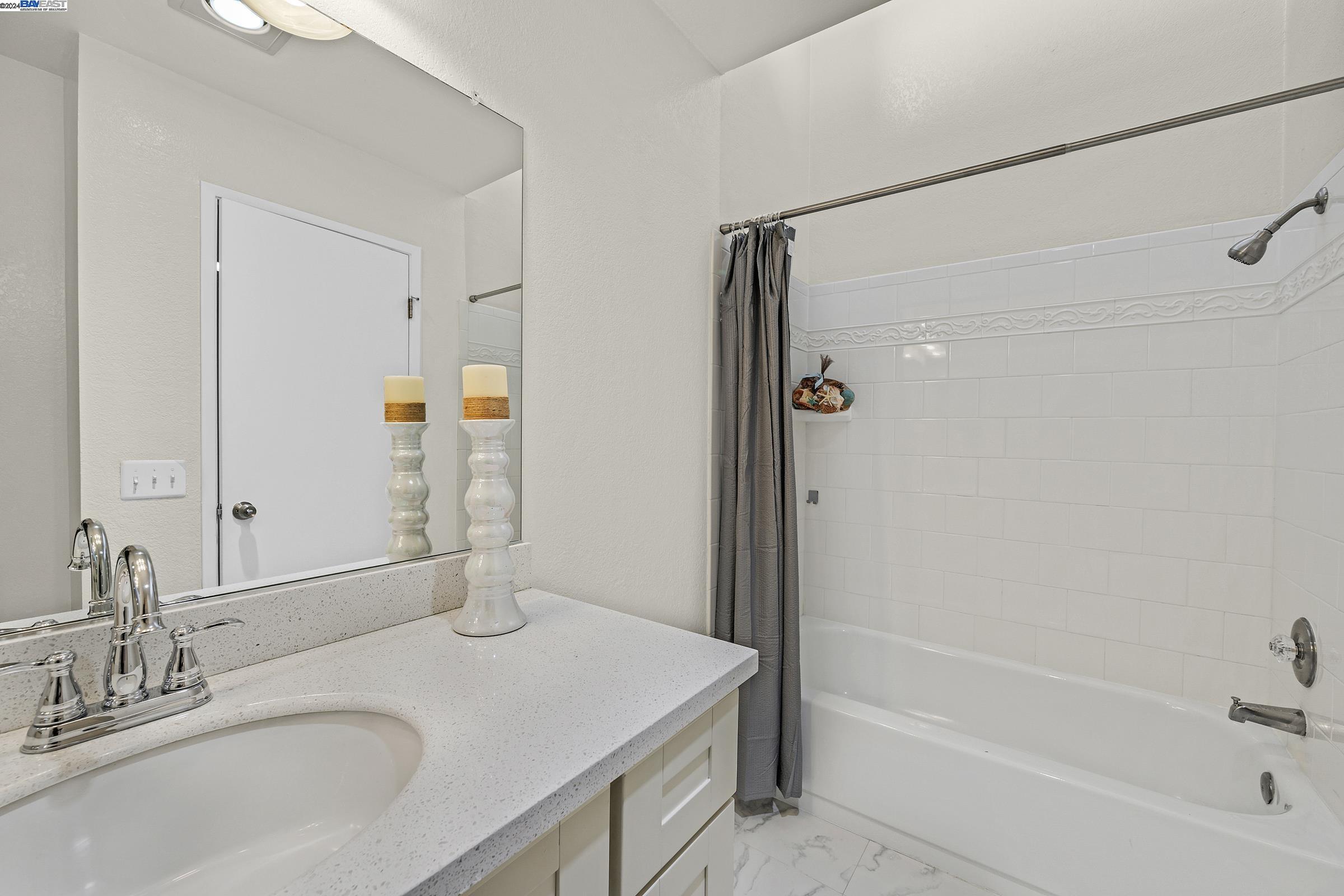 Detail Gallery Image 18 of 31 For 3685 Nutwood Ter #312,  Fremont,  CA 94536 - 1 Beds | 1 Baths