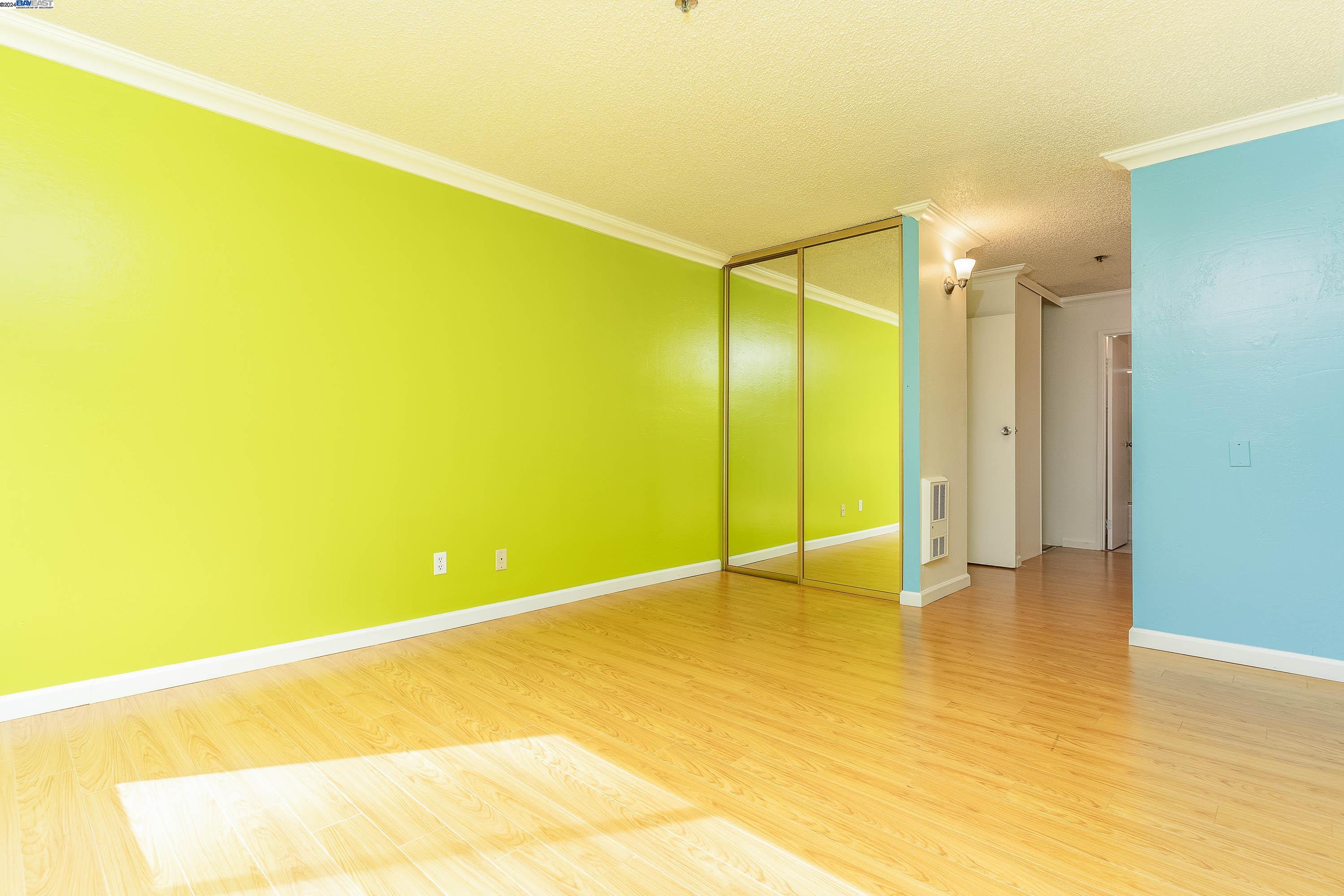 Detail Gallery Image 14 of 44 For 555 Pierce St #440,  Albany,  CA 94706 - 2 Beds | 2 Baths