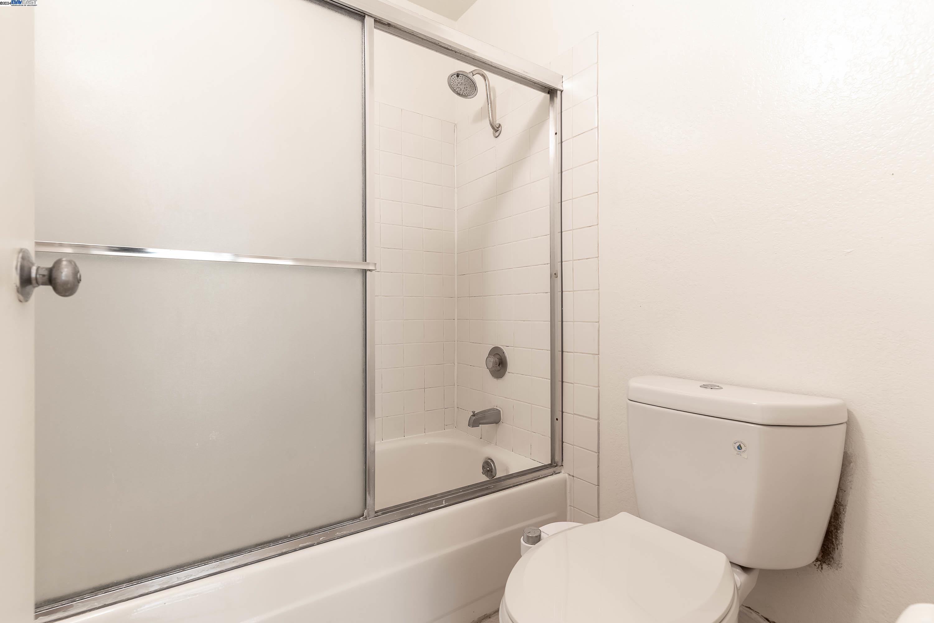 Detail Gallery Image 21 of 44 For 555 Pierce St #440,  Albany,  CA 94706 - 2 Beds | 2 Baths