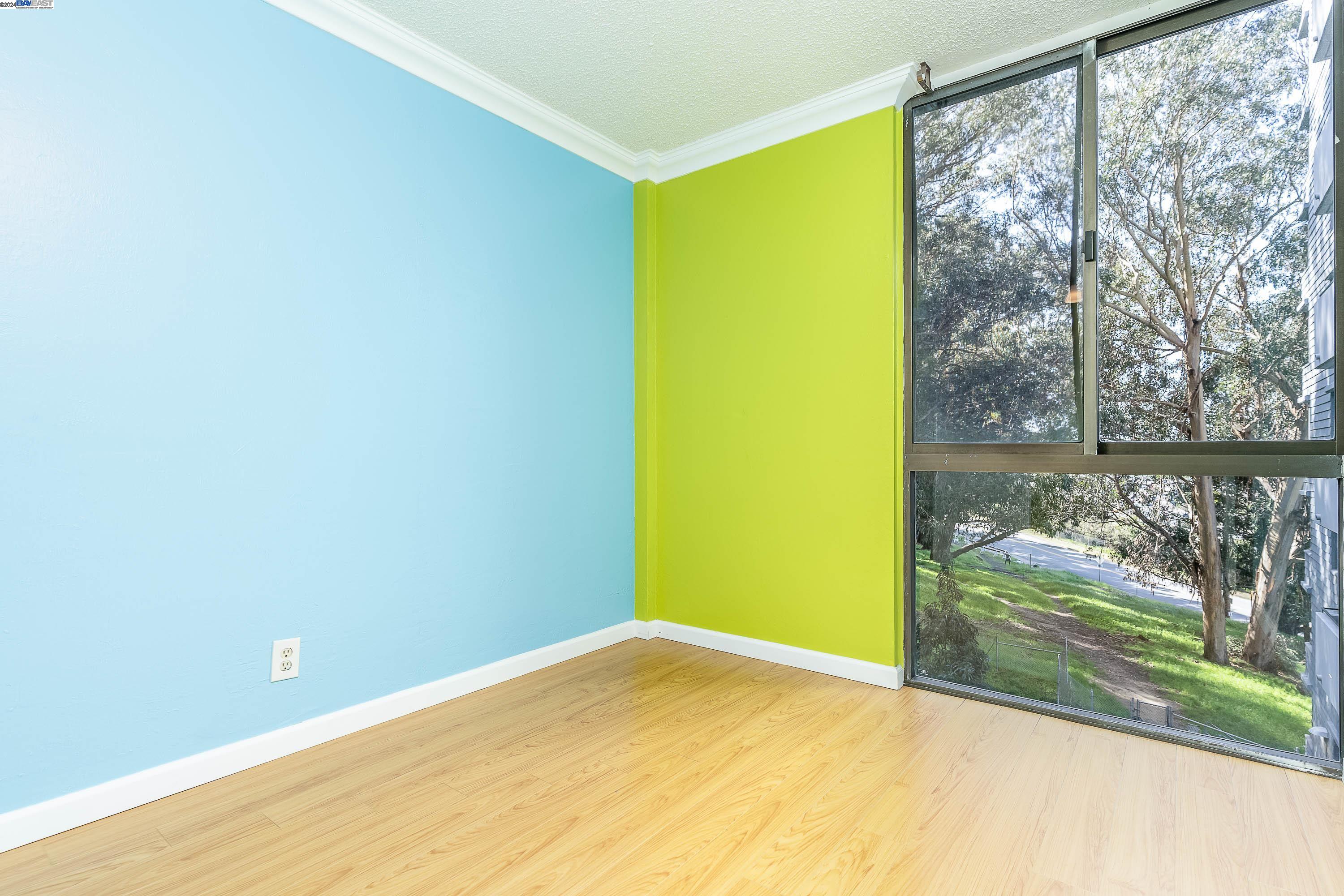 Detail Gallery Image 23 of 44 For 555 Pierce St #440,  Albany,  CA 94706 - 2 Beds | 2 Baths