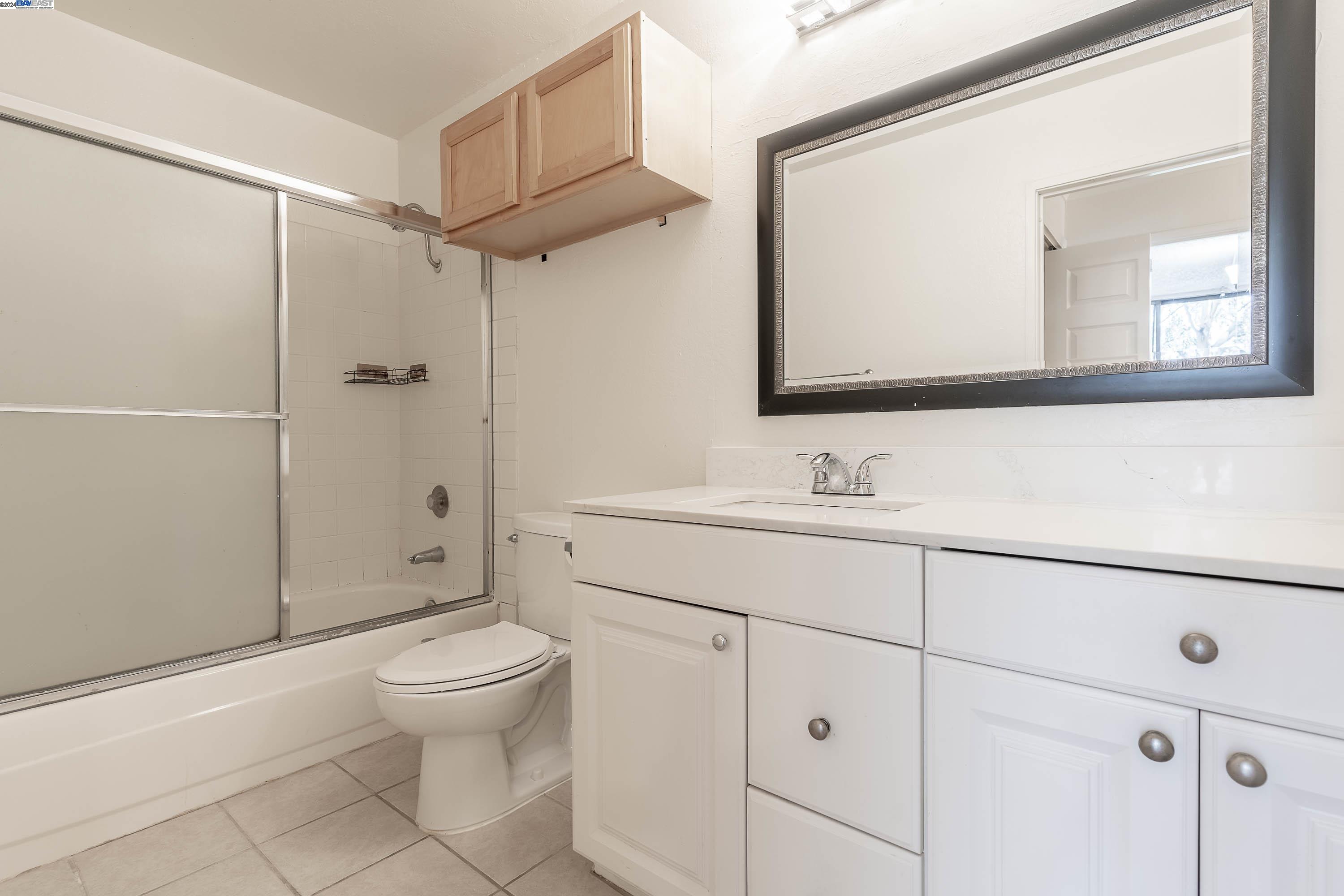 Detail Gallery Image 27 of 44 For 555 Pierce St #440,  Albany,  CA 94706 - 2 Beds | 2 Baths