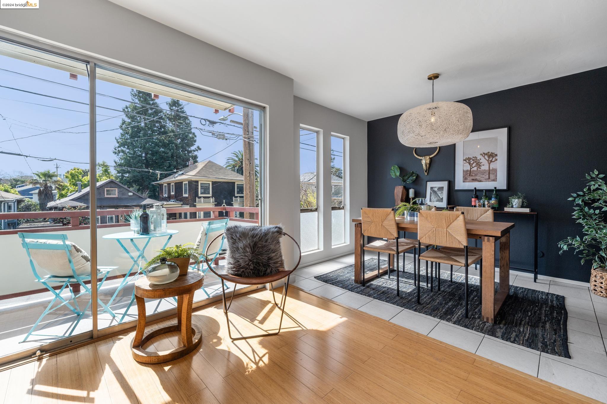 Detail Gallery Image 5 of 27 For 10 Moss Ave #19,  Oakland,  CA 94610 - 2 Beds | 1 Baths