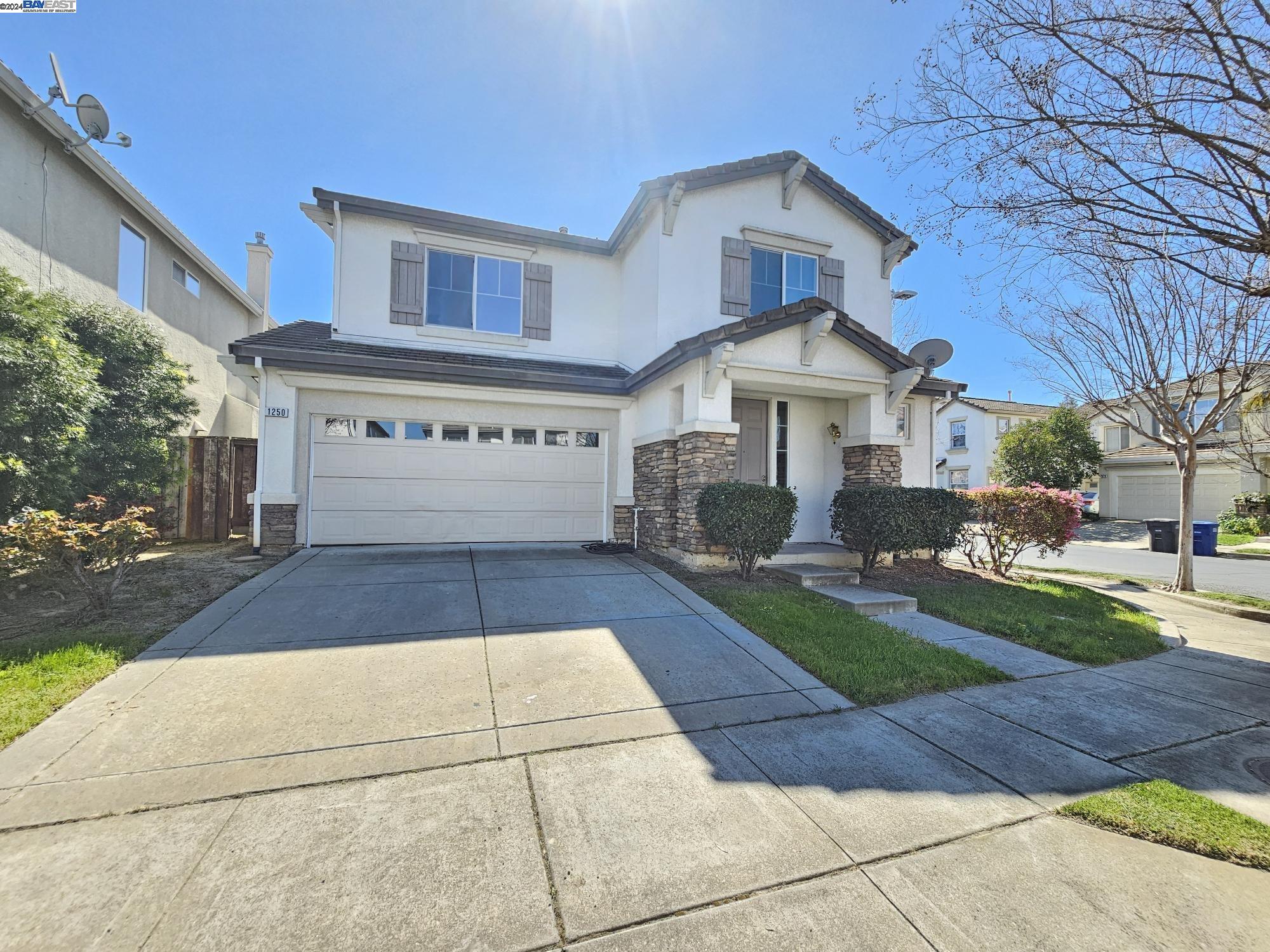 Detail Gallery Image 1 of 23 For 1250 Poppy Seed Ct, Concord,  CA 94520 - 4 Beds | 2/1 Baths