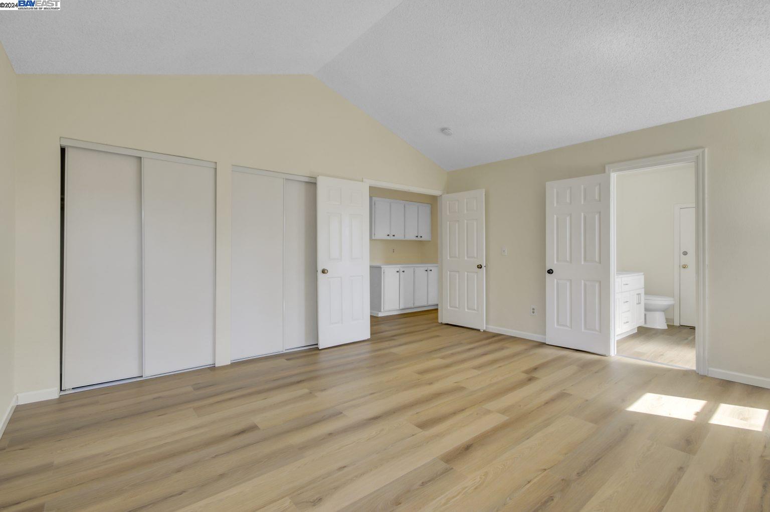 Detail Gallery Image 11 of 49 For 425 Sandy Hill Ct, Antioch,  CA 94509 - 4 Beds | 2/1 Baths