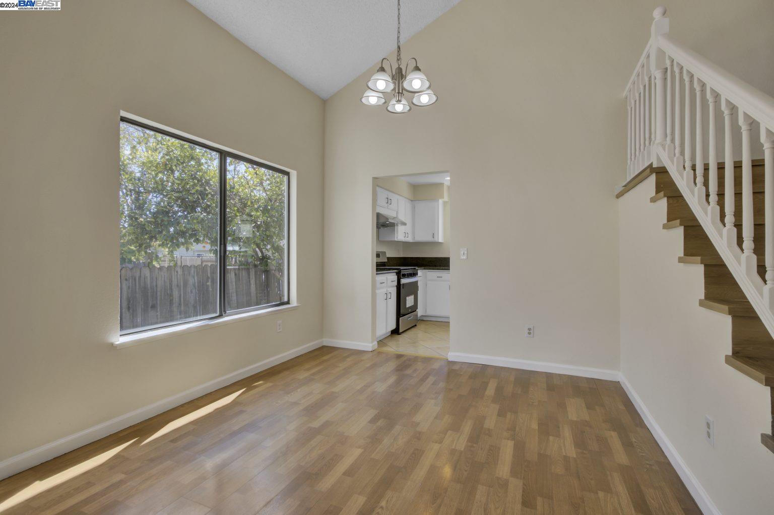 Detail Gallery Image 24 of 49 For 425 Sandy Hill Ct, Antioch,  CA 94509 - 4 Beds | 2/1 Baths