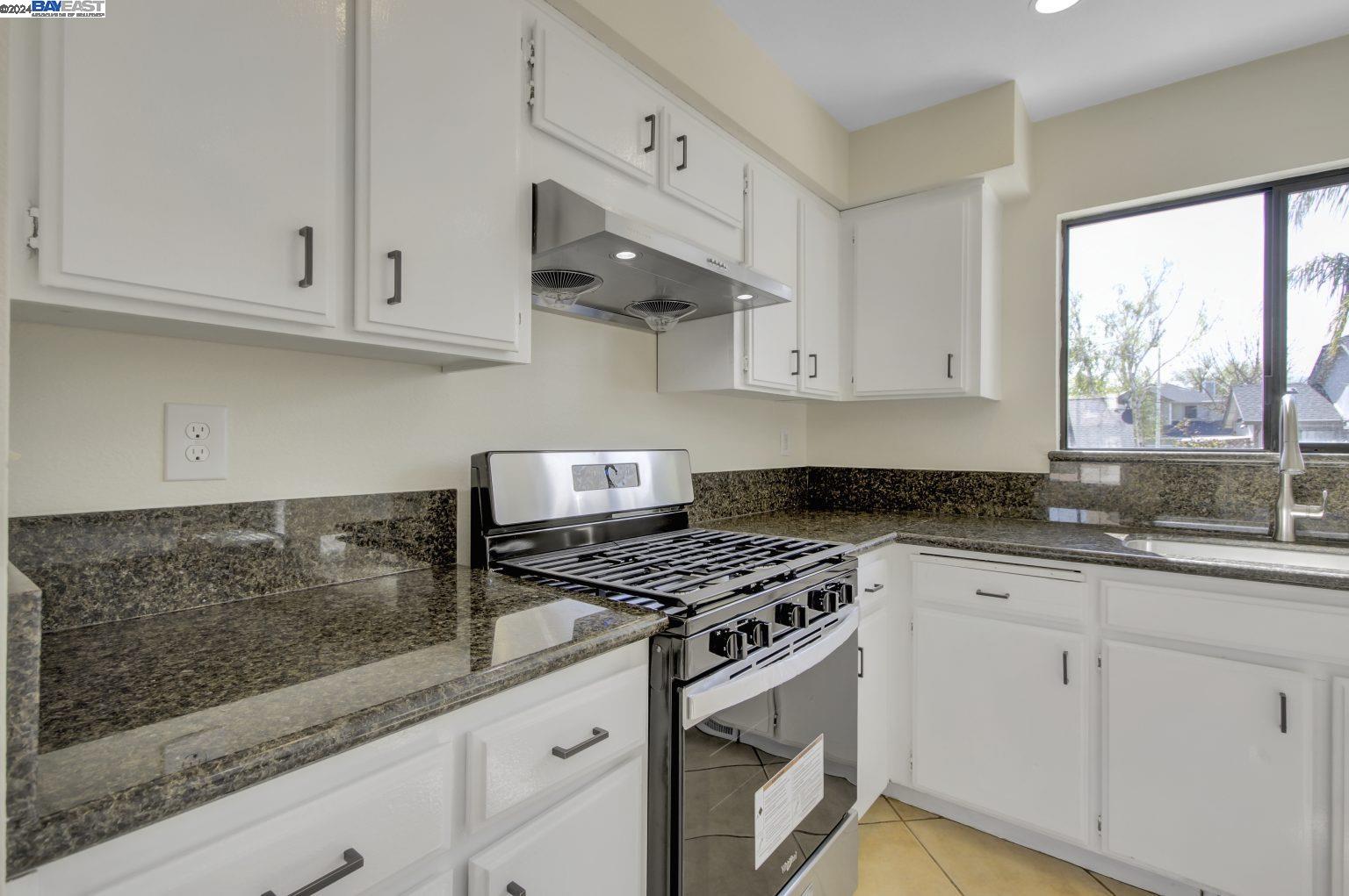 Detail Gallery Image 28 of 49 For 425 Sandy Hill Ct, Antioch,  CA 94509 - 4 Beds | 2/1 Baths