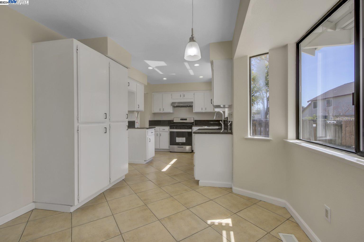 Detail Gallery Image 36 of 49 For 425 Sandy Hill Ct, Antioch,  CA 94509 - 4 Beds | 2/1 Baths