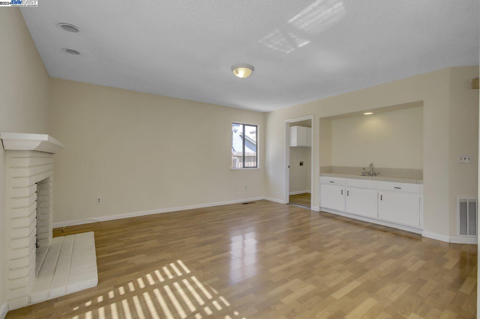 Detail Gallery Image 37 of 49 For 425 Sandy Hill Ct, Antioch,  CA 94509 - 4 Beds | 2/1 Baths