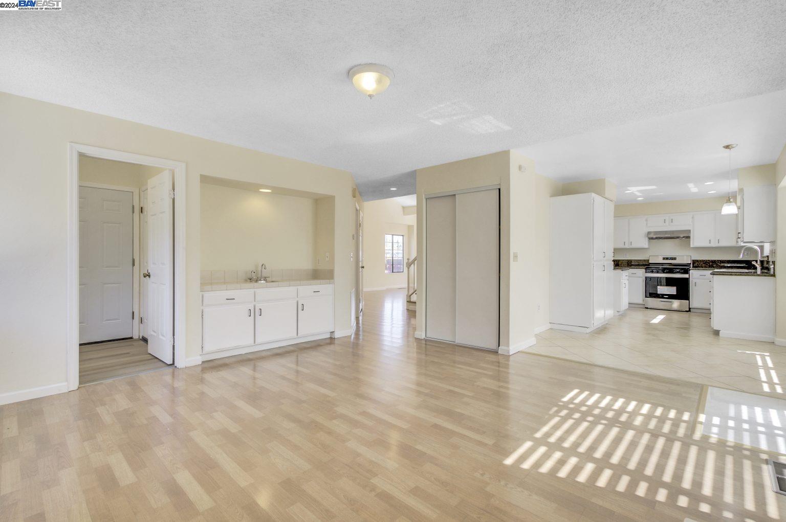 Detail Gallery Image 40 of 49 For 425 Sandy Hill Ct, Antioch,  CA 94509 - 4 Beds | 2/1 Baths