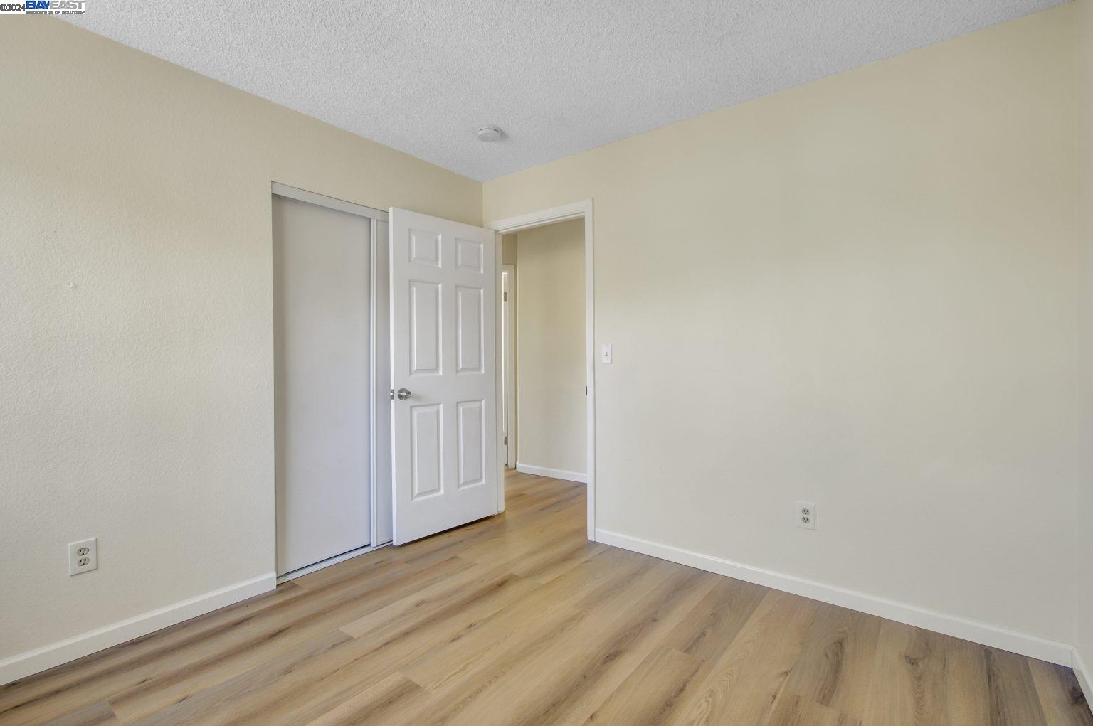 Detail Gallery Image 9 of 49 For 425 Sandy Hill Ct, Antioch,  CA 94509 - 4 Beds | 2/1 Baths