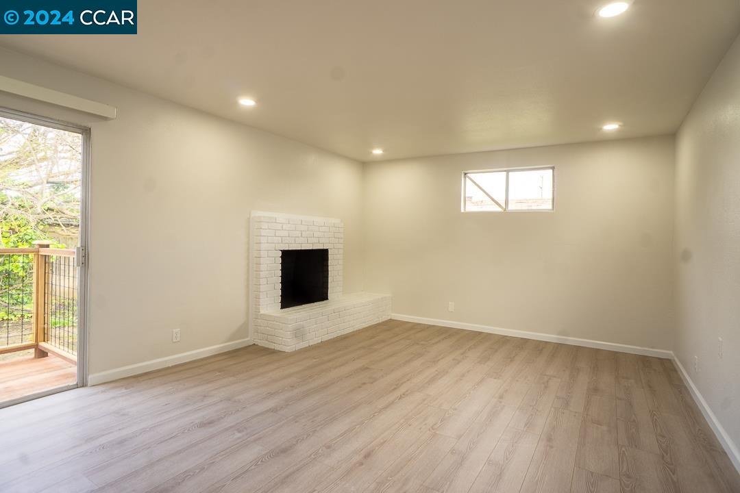 Detail Gallery Image 19 of 26 For 2717 Center Ave, Richmond,  CA 94804 - 3 Beds | 1 Baths