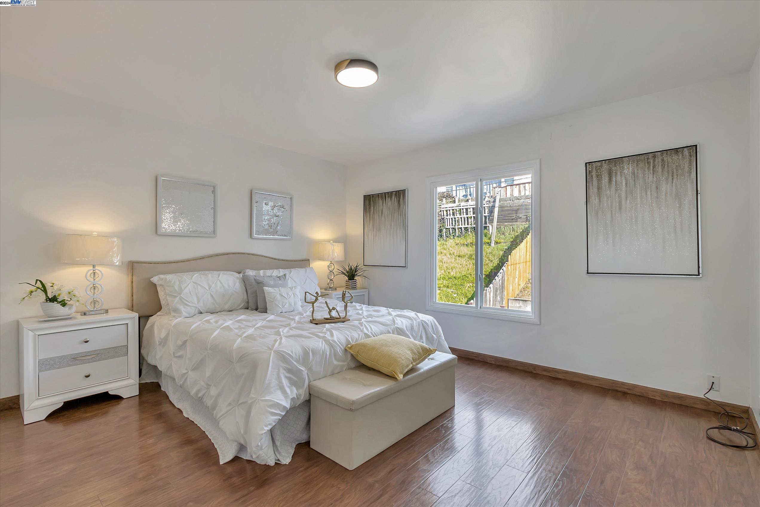 Detail Gallery Image 22 of 40 For 93 Seacliff Ave, Daly City,  CA 94015 - 4 Beds | 2 Baths