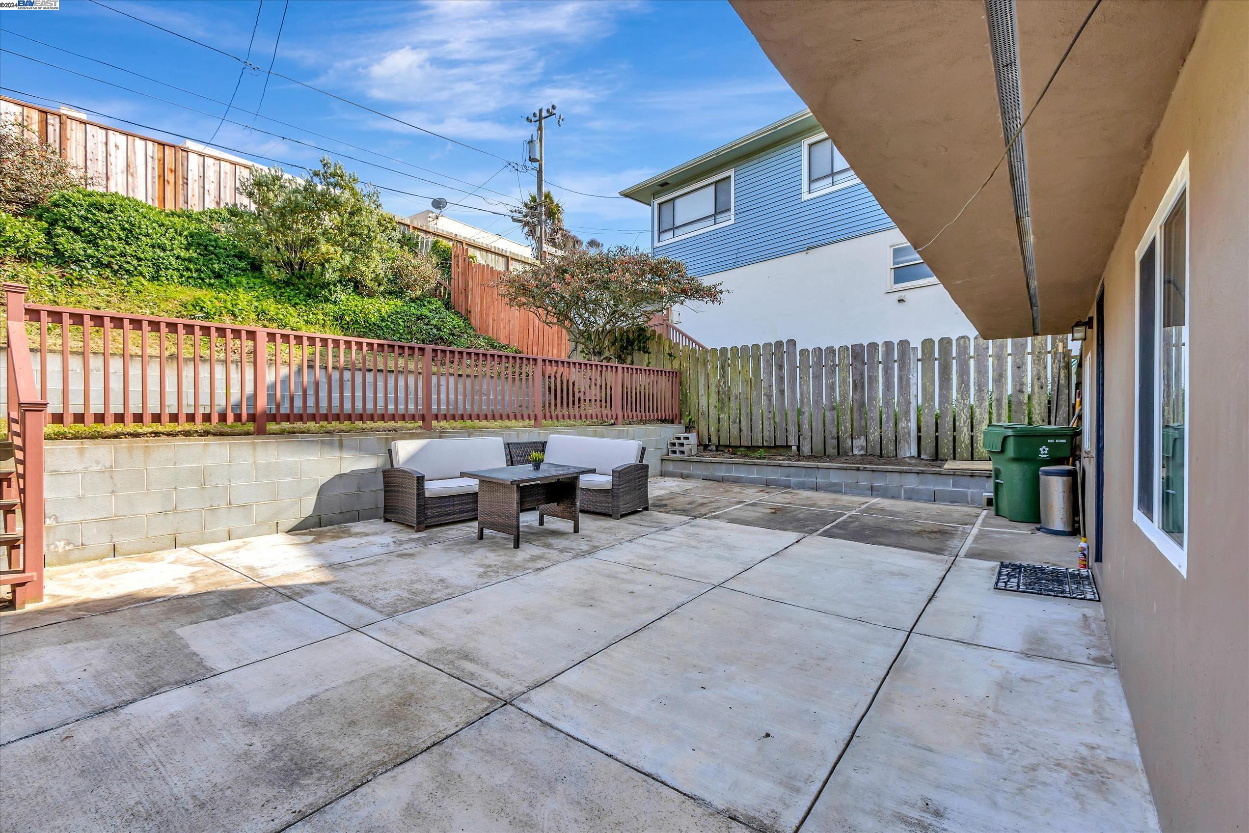 Detail Gallery Image 36 of 40 For 93 Seacliff Ave, Daly City,  CA 94015 - 4 Beds | 2 Baths