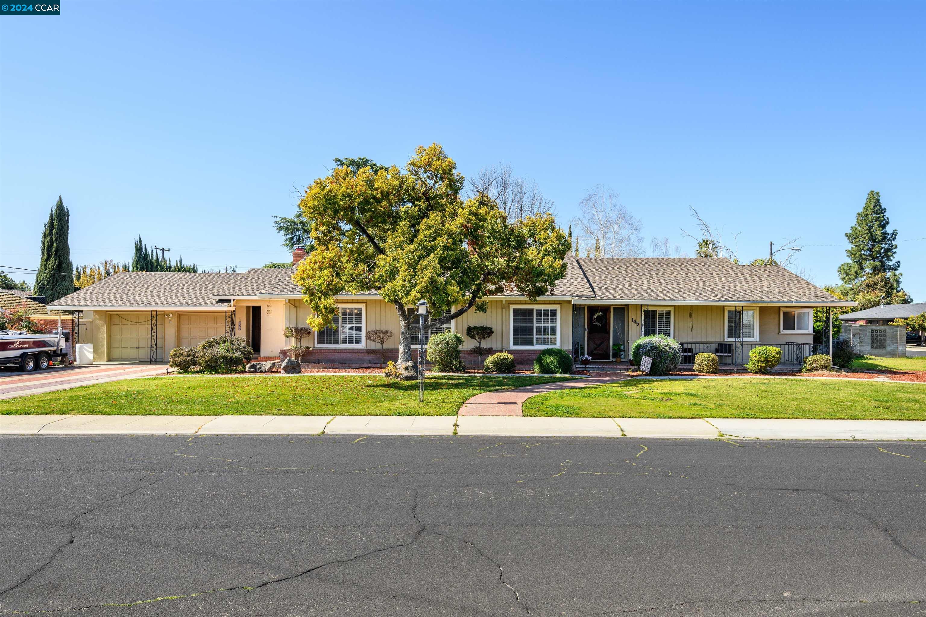 Detail Gallery Image 1 of 54 For 145 Raylow Ave, Manteca,  CA 95336 - 4 Beds | 3/1 Baths