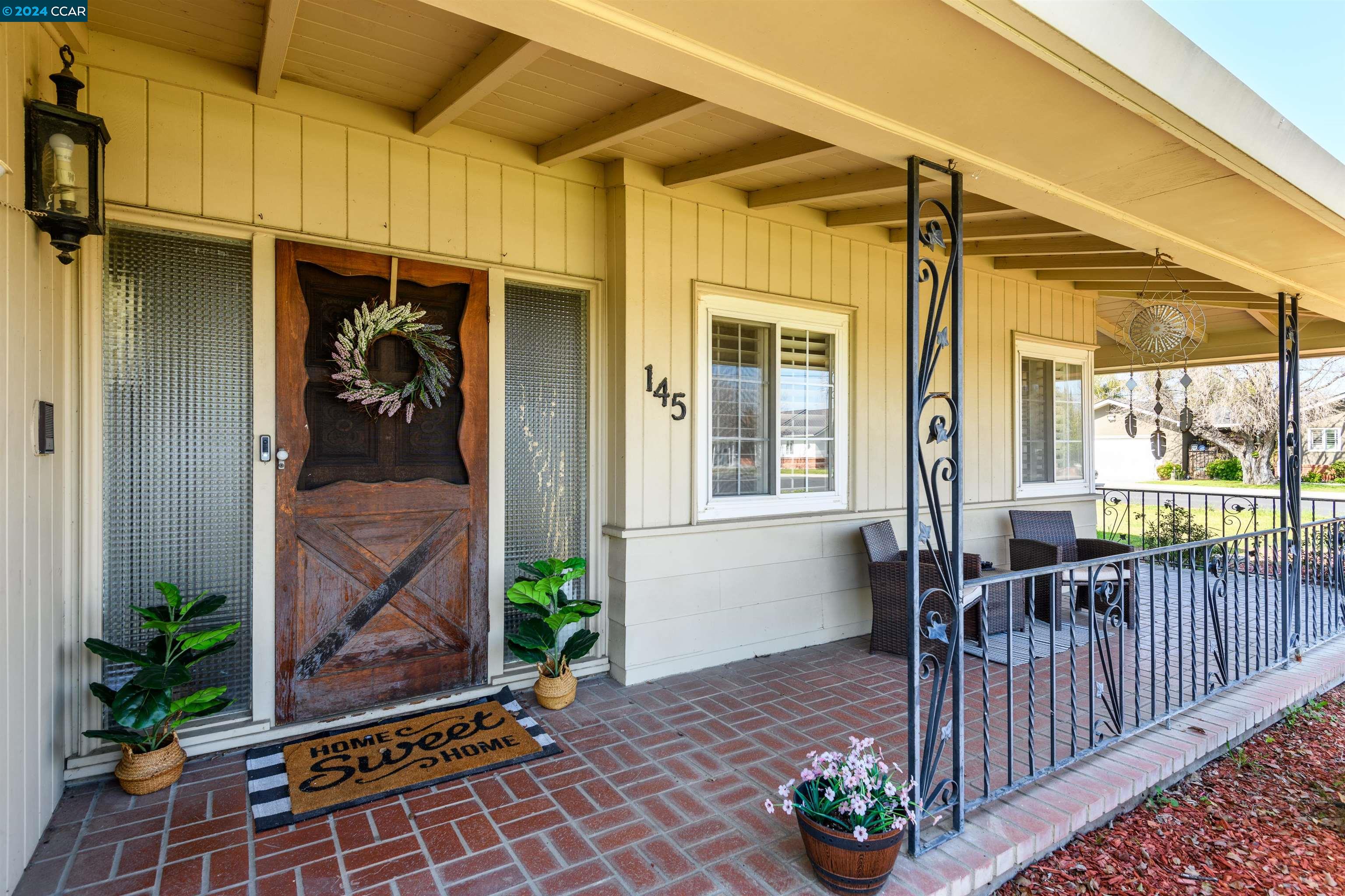 Detail Gallery Image 6 of 54 For 145 Raylow Ave, Manteca,  CA 95336 - 4 Beds | 3/1 Baths