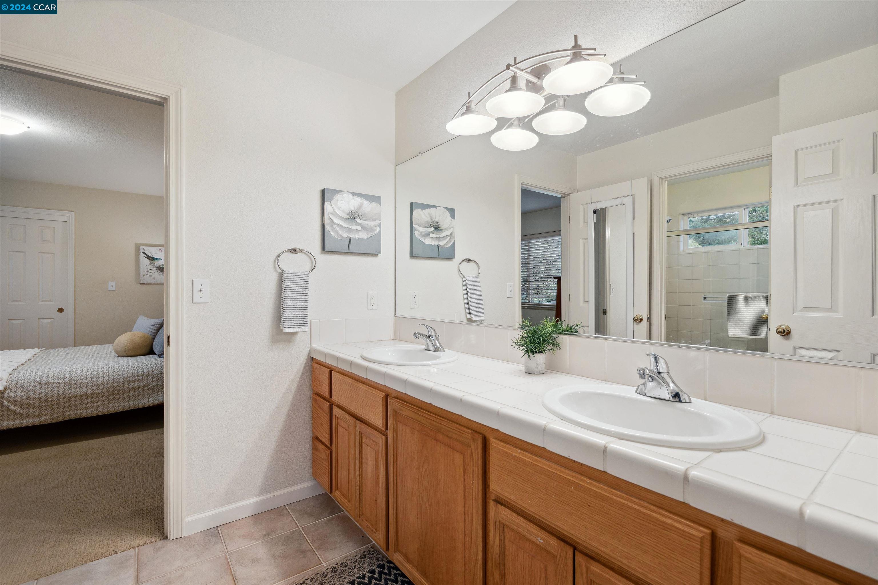 Detail Gallery Image 35 of 47 For 1035 North Thompson, Lafayette,  CA 94549 - 4 Beds | 3/1 Baths