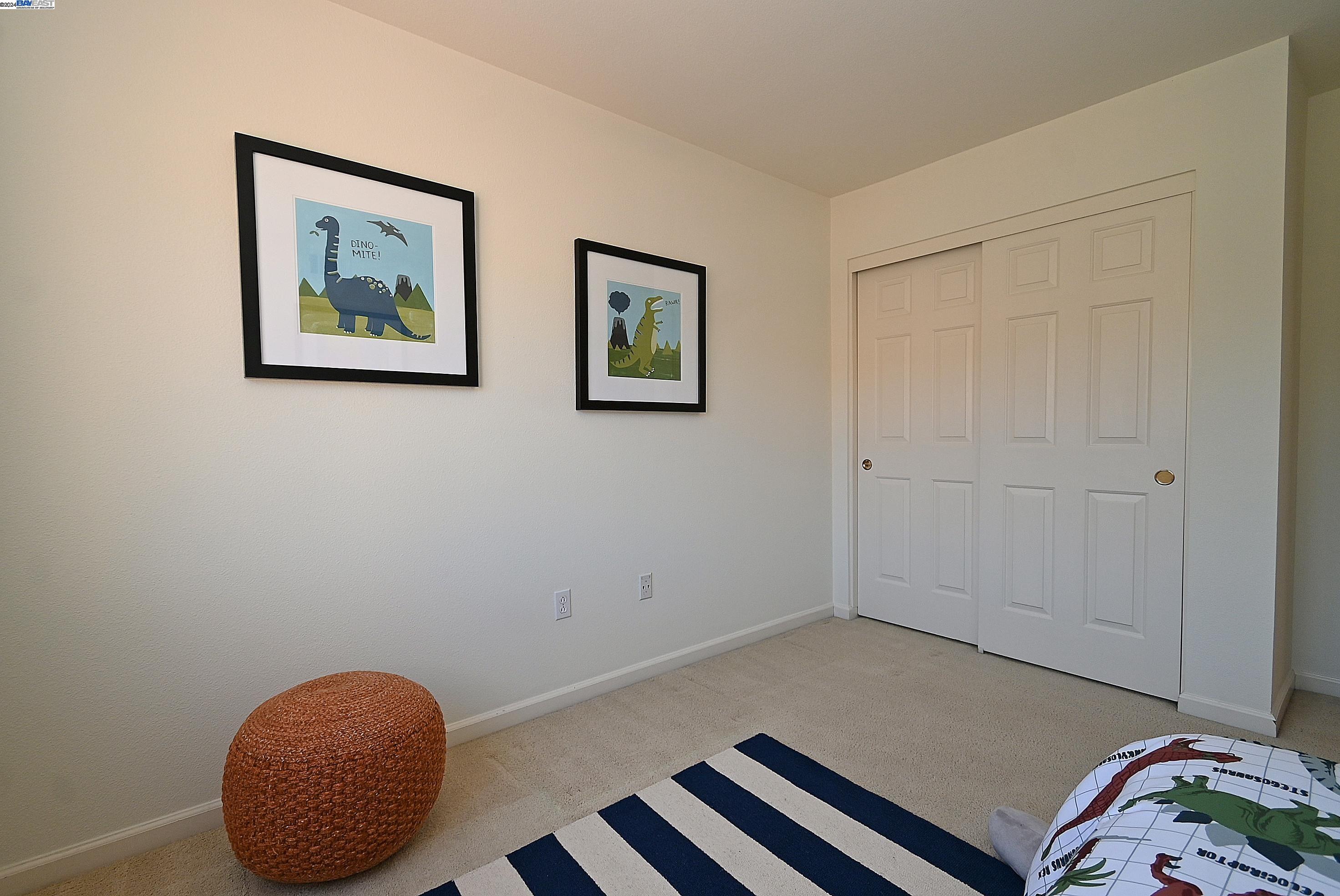 Detail Gallery Image 23 of 60 For 20523 Summerglen Pl, Castro Valley,  CA 94552 - 3 Beds | 2/1 Baths