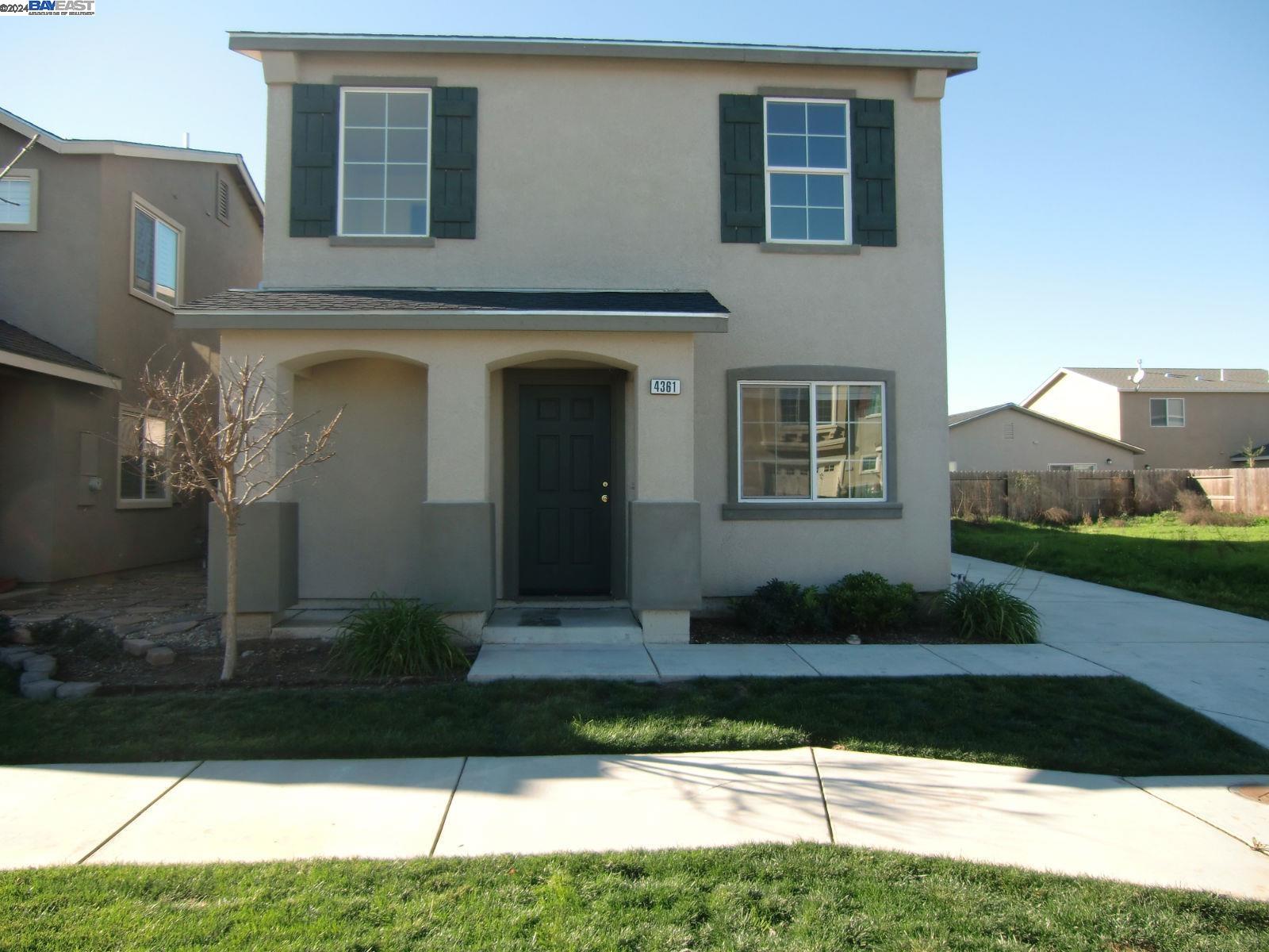 Detail Gallery Image 1 of 23 For 4361 Briggs Lane, Merced,  CA 95348 - 3 Beds | 2 Baths