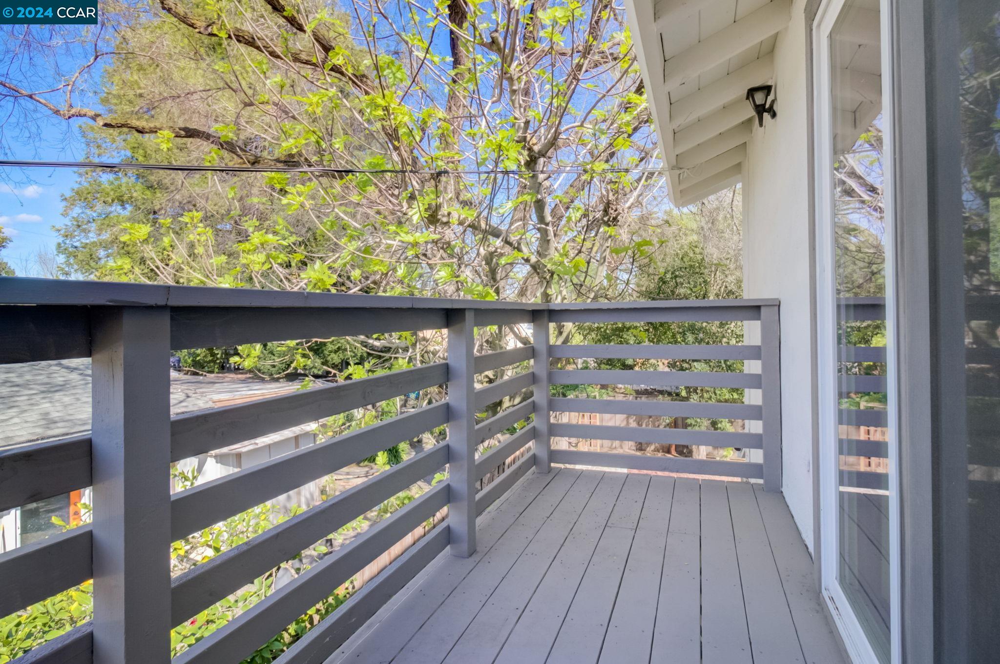 Detail Gallery Image 36 of 43 For 1889 Leslie Dr, Pleasant Hill,  CA 94523 - 4 Beds | 2 Baths