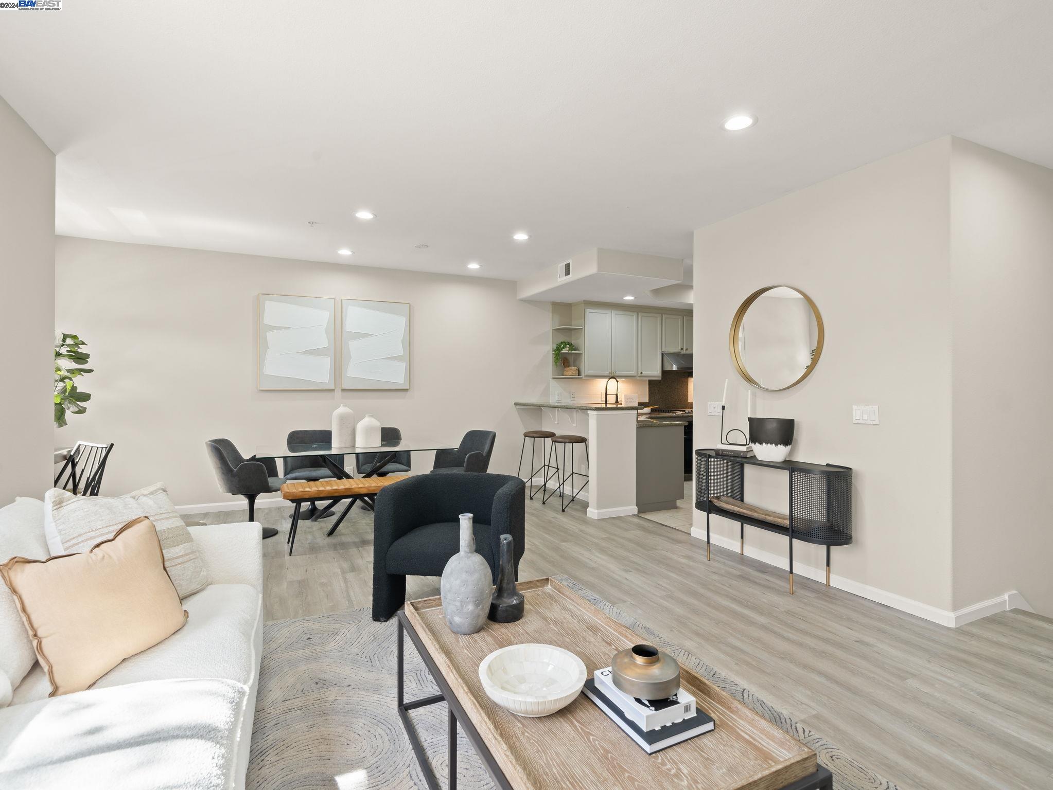 Detail Gallery Image 11 of 38 For 2559 Riparian Ct, San Jose,  CA 95133 - 2 Beds | 2/1 Baths