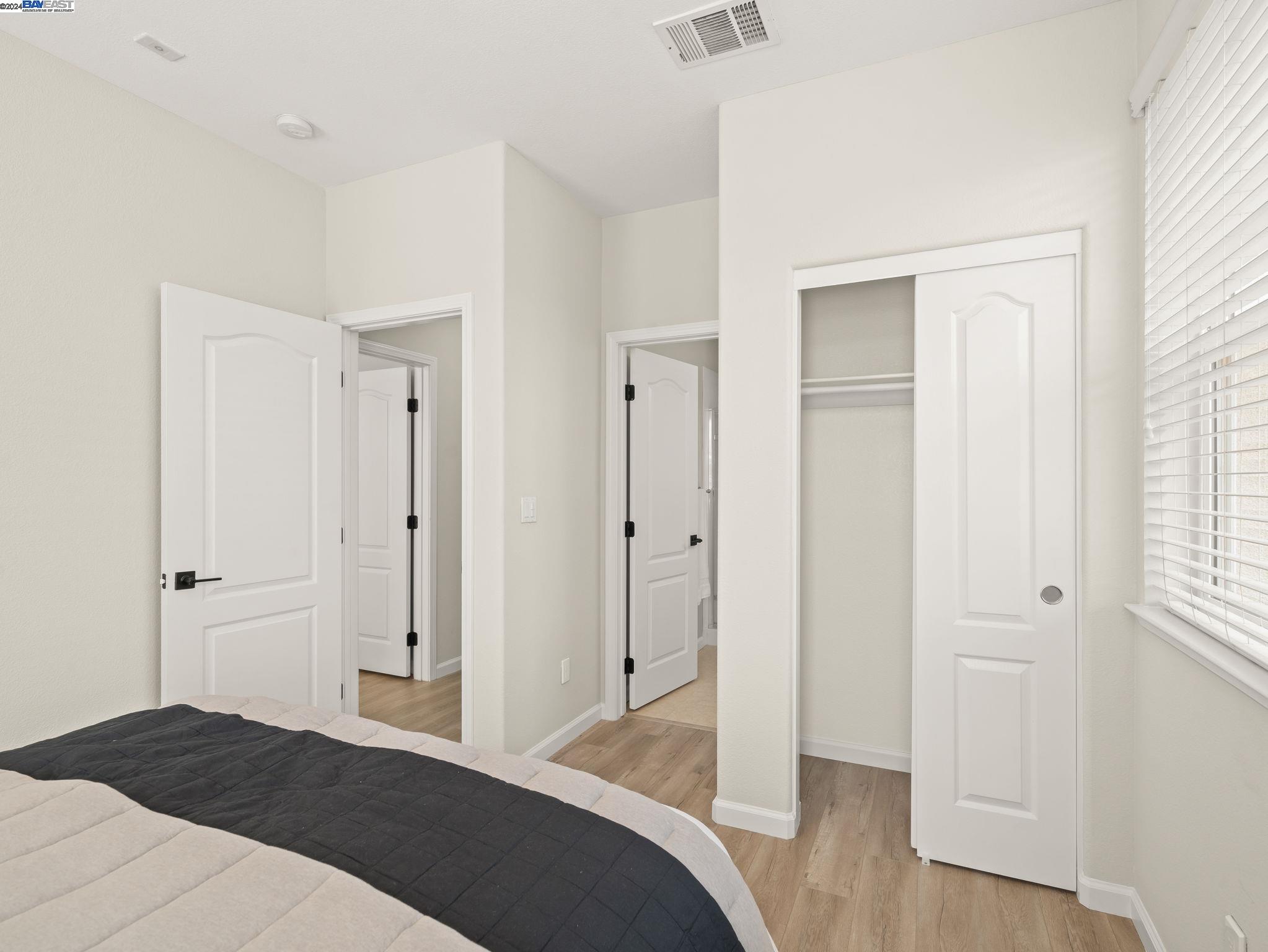 Detail Gallery Image 25 of 38 For 2559 Riparian Ct, San Jose,  CA 95133 - 2 Beds | 2/1 Baths