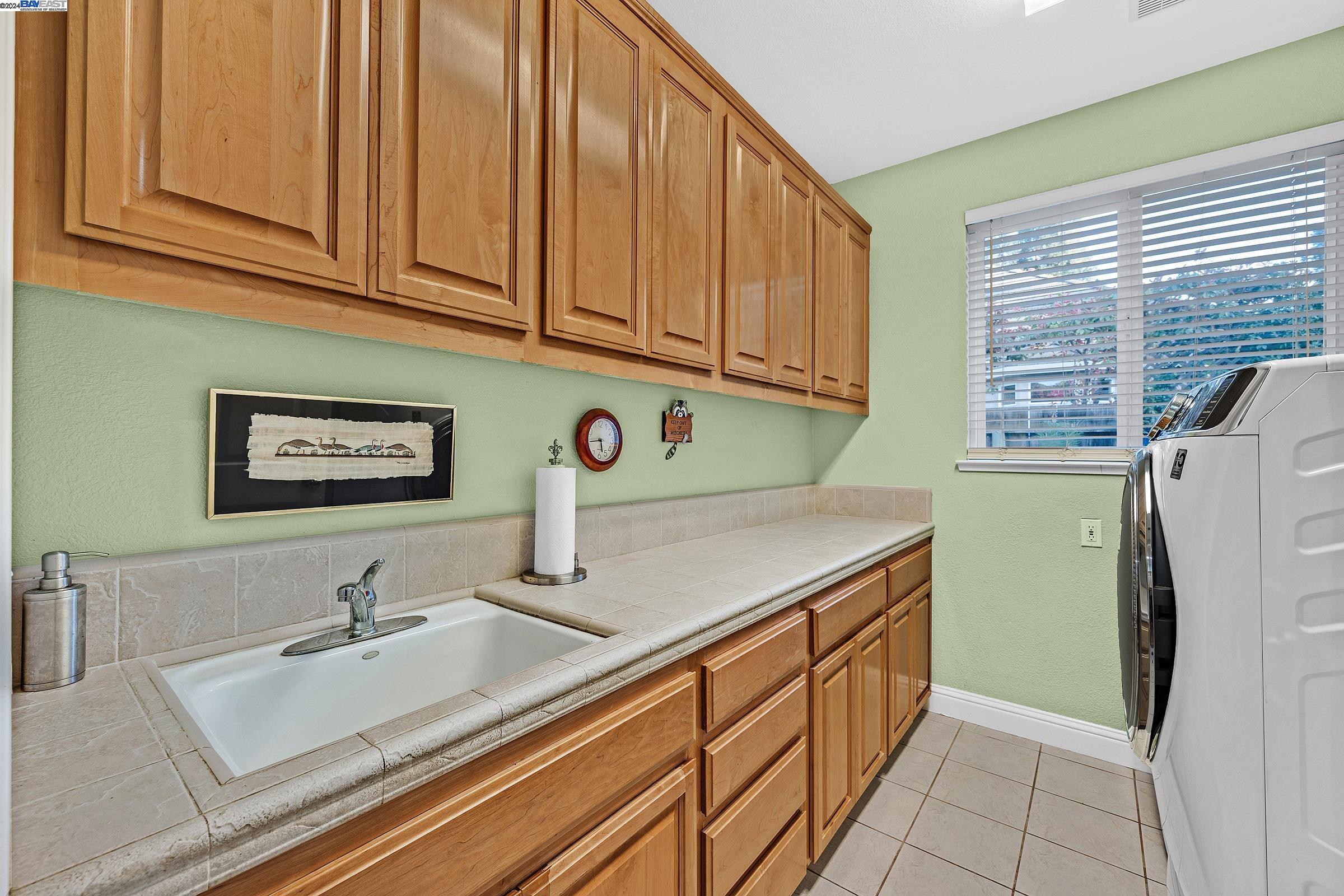 Detail Gallery Image 24 of 58 For 10416 Fox Borough Ct, Oakdale,  CA 95361 - 3 Beds | 2/1 Baths