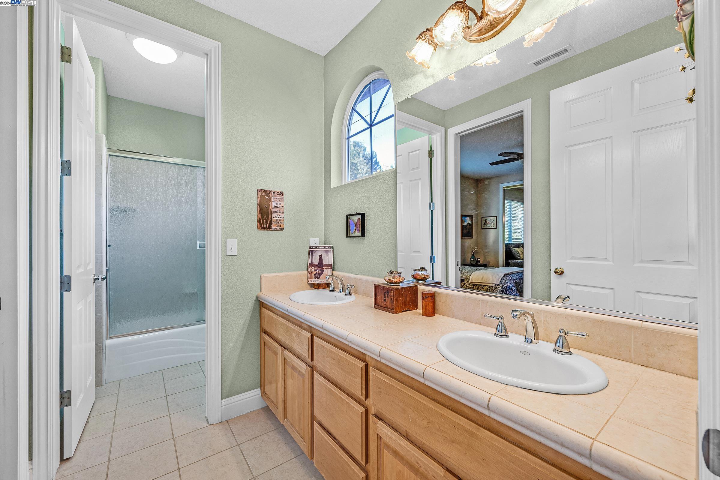 Detail Gallery Image 30 of 58 For 10416 Fox Borough Ct, Oakdale,  CA 95361 - 3 Beds | 2/1 Baths