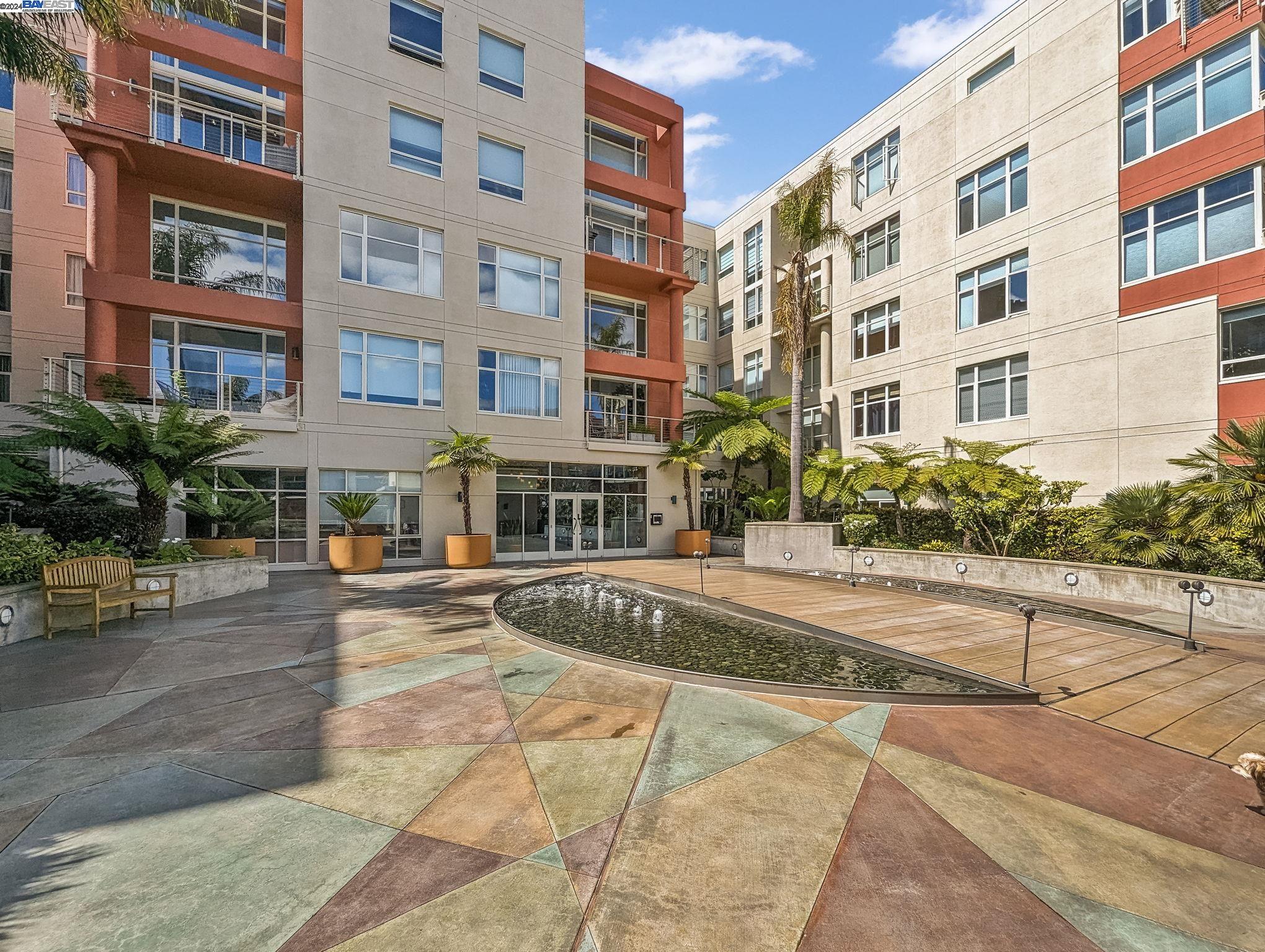Detail Gallery Image 43 of 45 For 5855 Horton St #521,  Emeryville,  CA 94608-2049 - 1 Beds | 1/1 Baths