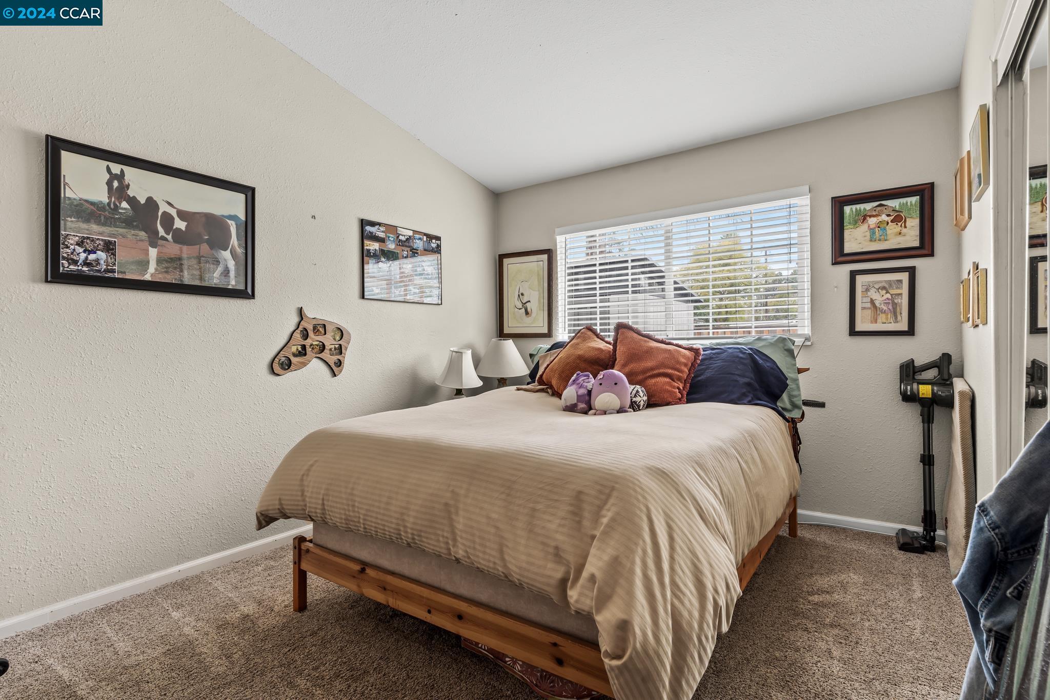 Detail Gallery Image 17 of 26 For 1861 Gelbke Ln, Concord,  CA 94520 - 3 Beds | 2 Baths