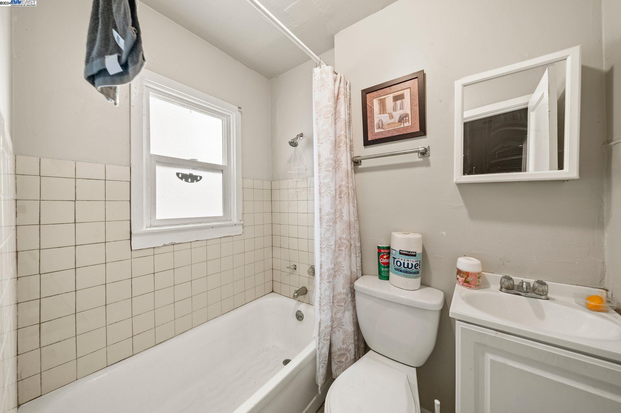 Detail Gallery Image 44 of 46 For 1735 8th St, Oakland,  CA 94607 - – Beds | – Baths