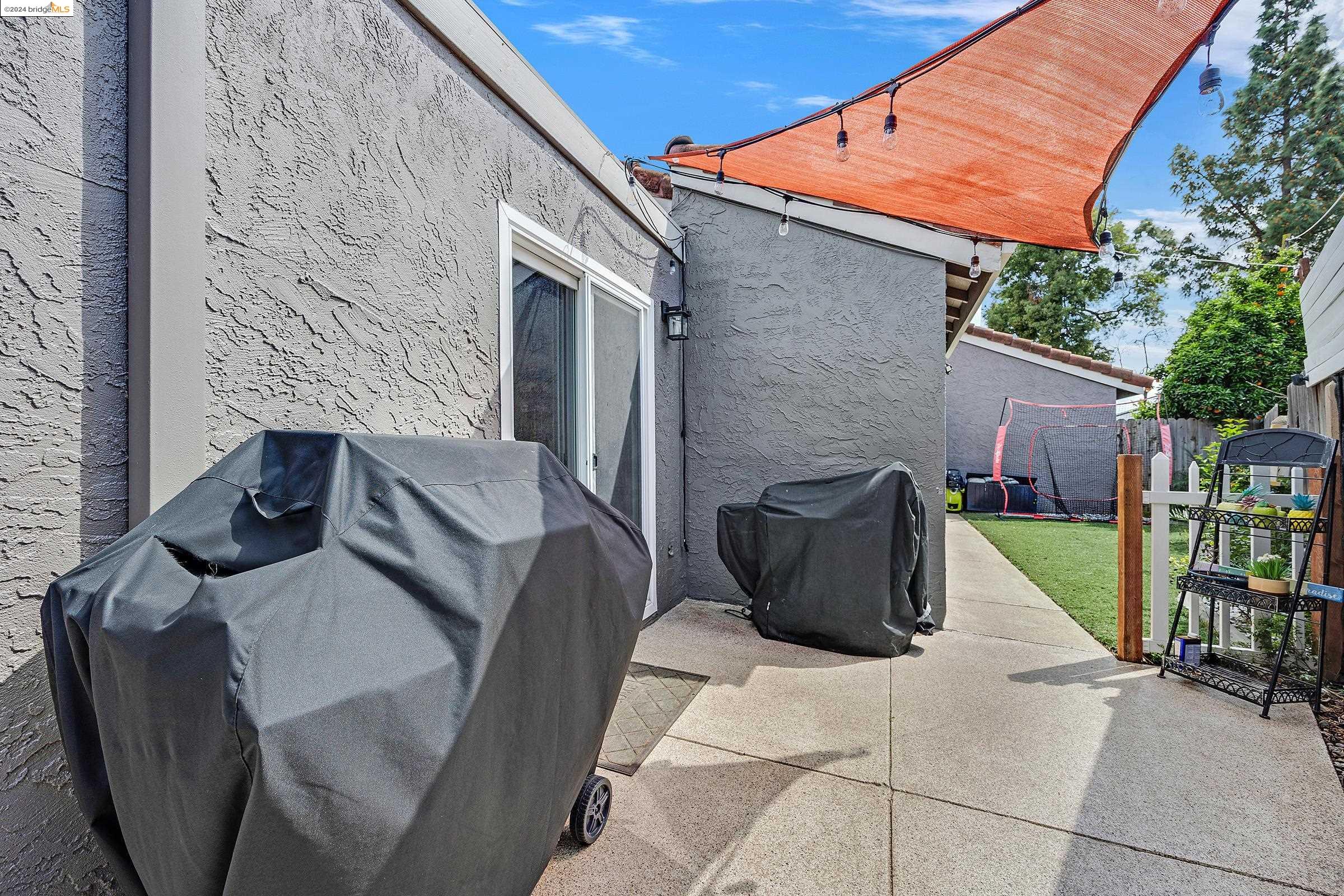 Detail Gallery Image 29 of 33 For 2105 Christine St, Modesto,  CA 95350 - 3 Beds | 2 Baths