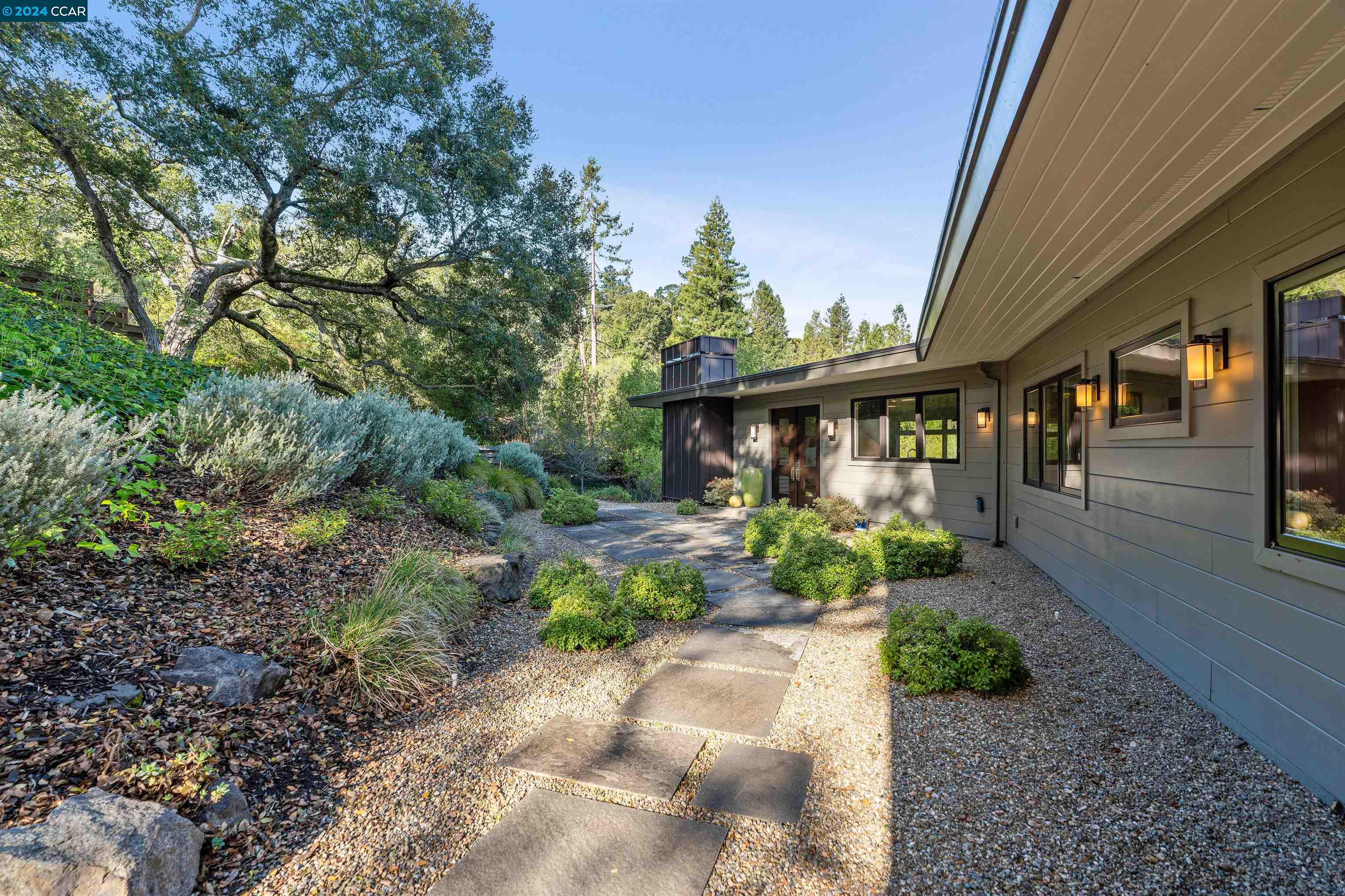 Detail Gallery Image 1 of 1 For 68 Loma Vista Dr, Orinda,  CA 94563 - 4 Beds | 3/1 Baths