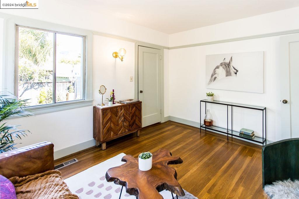 Detail Gallery Image 31 of 45 For 3032 Texas St, Oakland,  CA 94602 - 2 Beds | 1 Baths